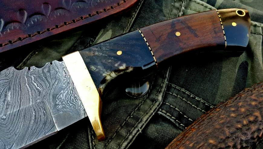Full Tang Custom Handmade Twist Damascus Steel Hunting Knife - Image 3