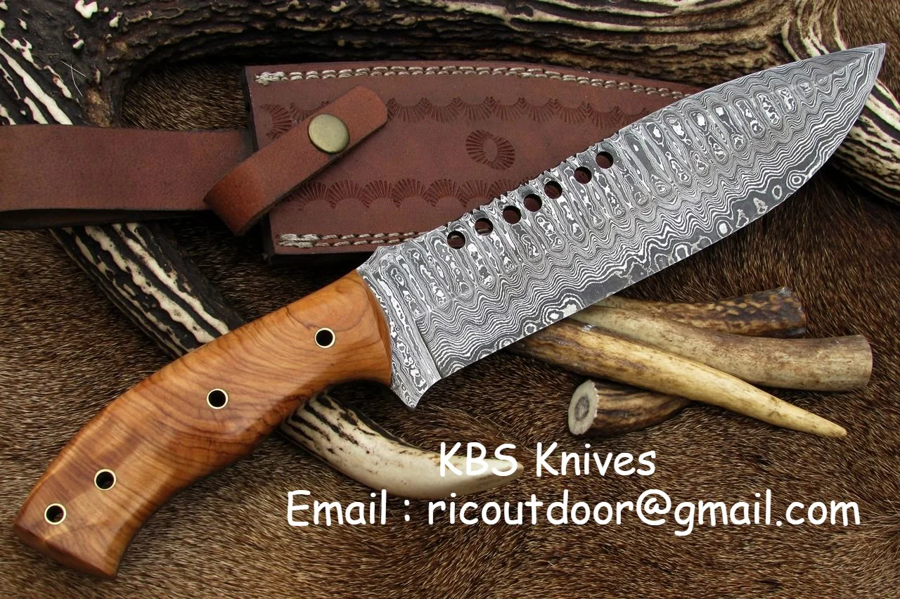 Full Tang Hunter Bowie Knife with Custom Handcrafted Damascus Steel Blade & Olive Wood Handle - 17 Inches - Image 2