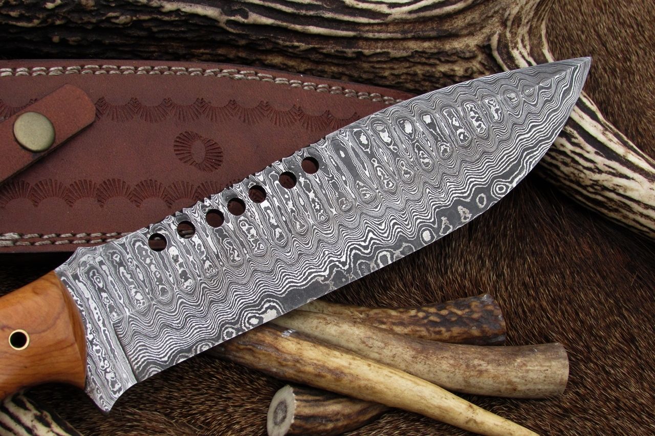 Full Tang Hunter Bowie Knife with Custom Handcrafted Damascus Steel Blade & Olive Wood Handle - 17 Inches - Image 3