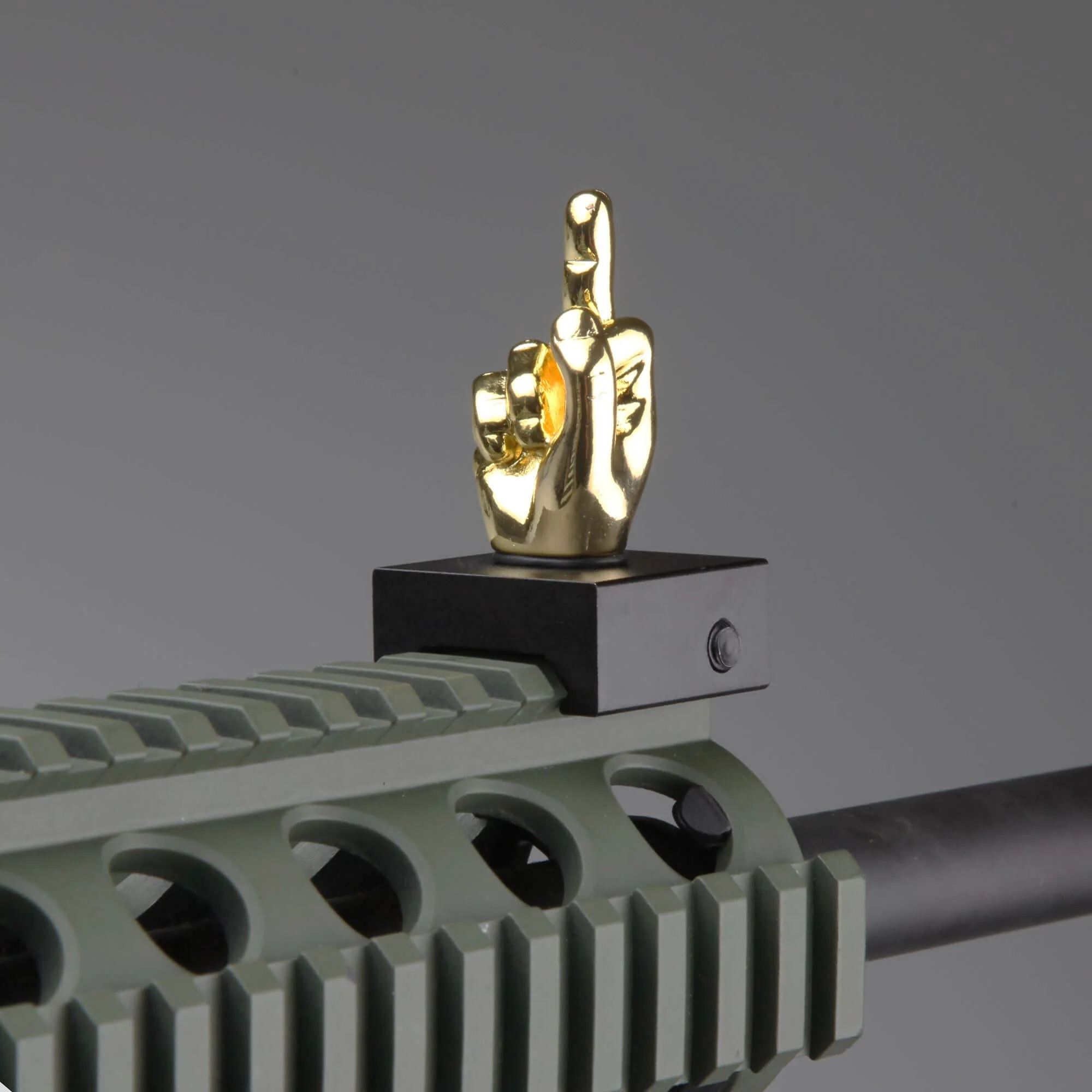 Golden Color Novelty Finger Iron Sight Set - Straight (Middle Finger & OK Hand) - Image 4