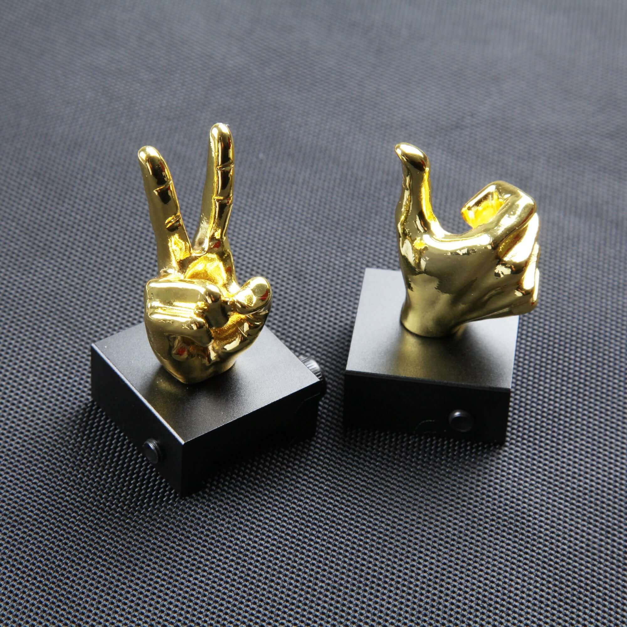 Golden Color Novelty Finger Iron Sight Set - Straight (V Hand & Thumbs Up) - Image 3