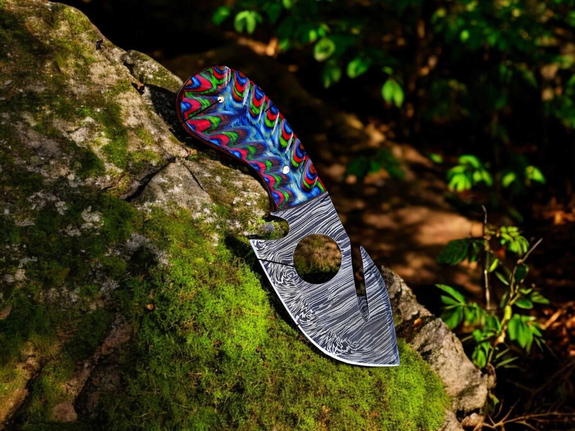 Gut Hook Skinning Knife – 7.25" Damascus Steel Blade with Exotic Color Wood Handle - Image 2
