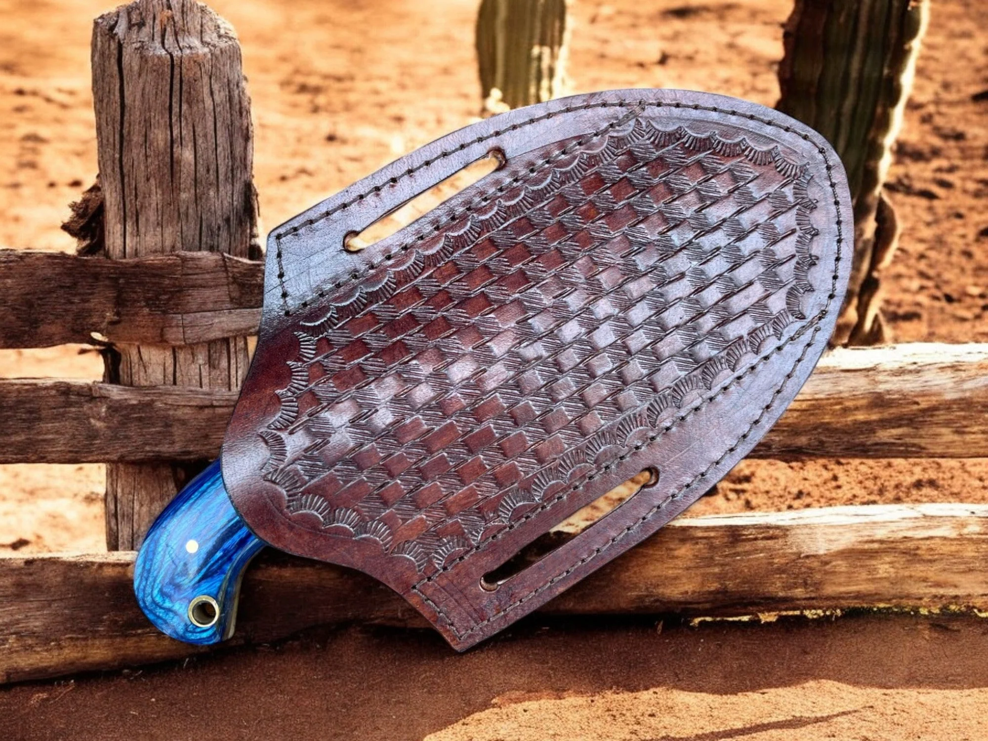 Handcrafted Bull Cutter Knife - Damascus Steel Blade - Image 5
