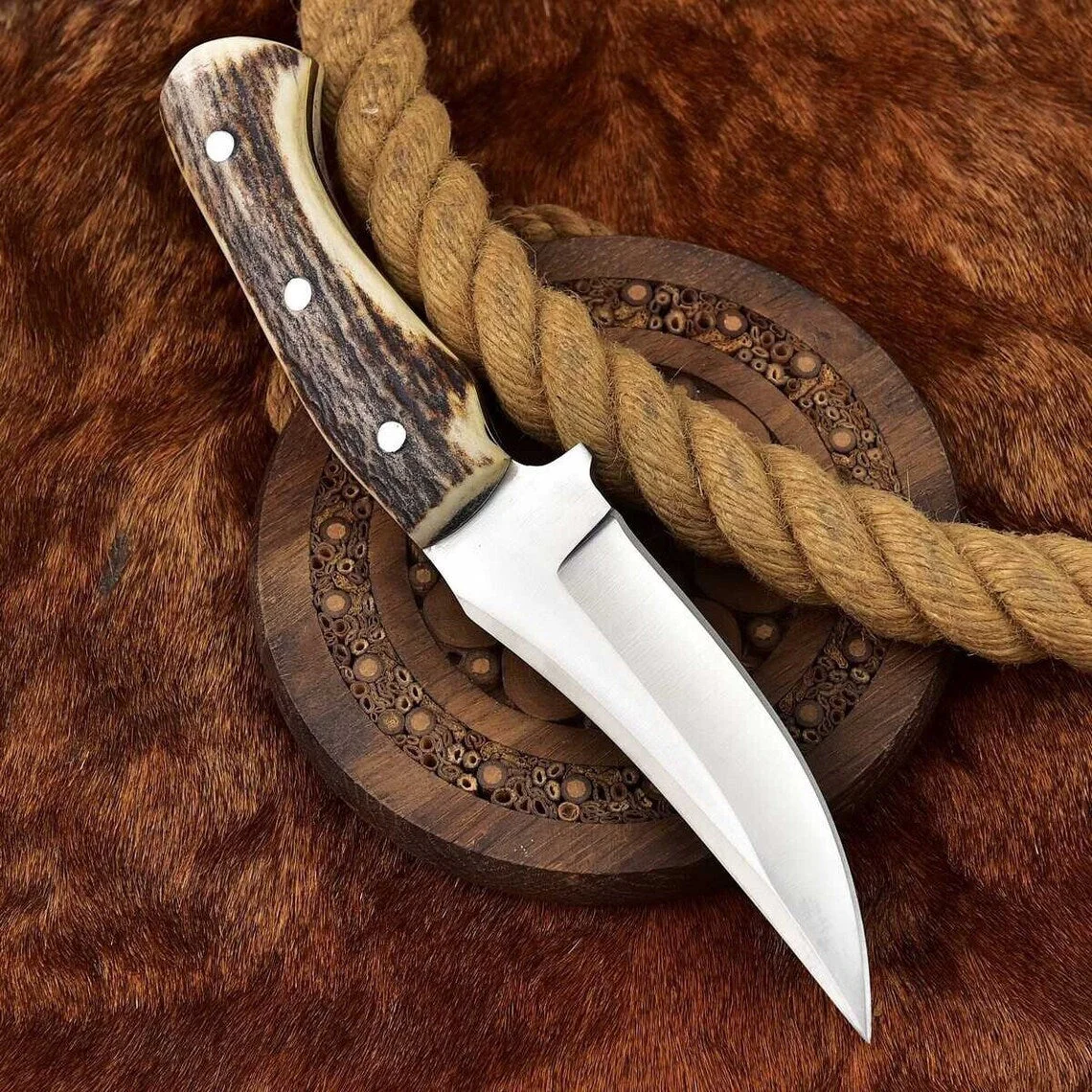 Handcrafted Custom Deer Skinning Knife with Antler Handle - Image 2