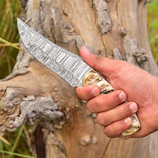 Handcrafted Damascus Hunting Knife: Sheep Horn Handle, 8.5-inch Overall Length, Leather Sheath - KBS Knives Store - Image 3