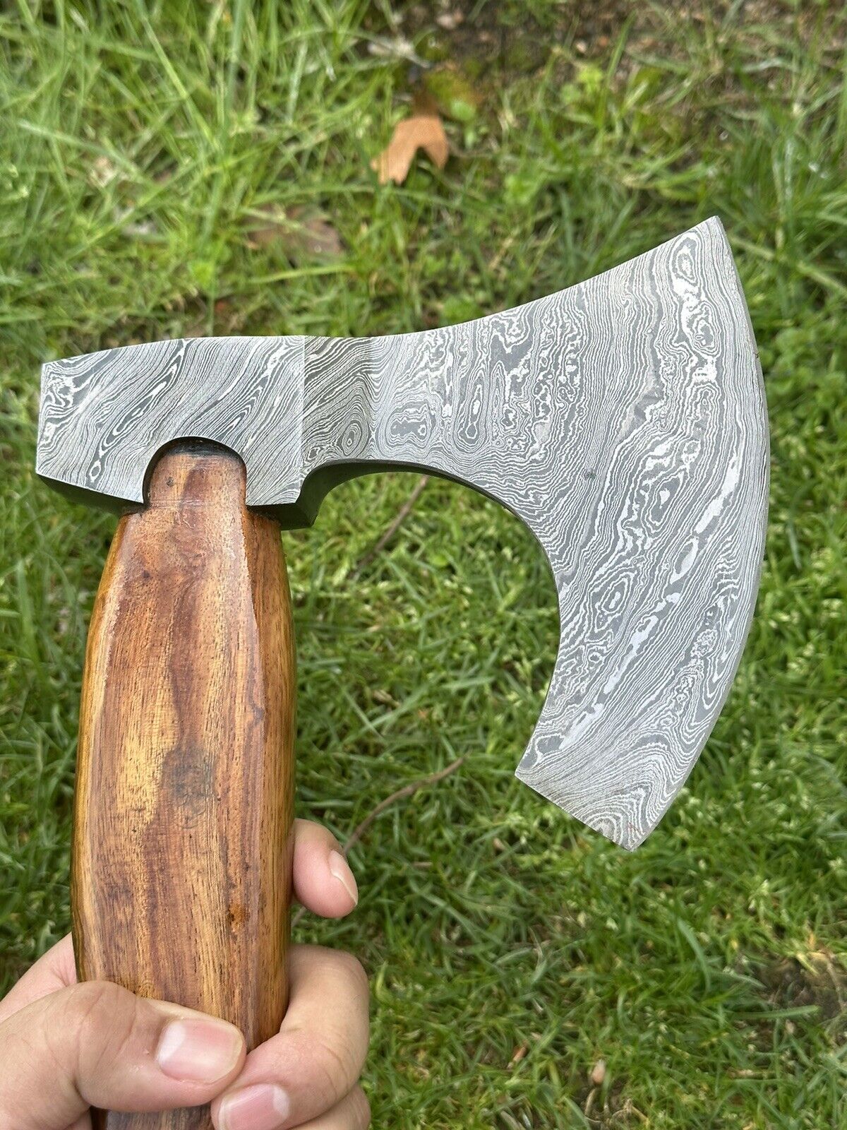 Handcrafted Damascus Steel Tomahawk Axe – "The Viking's Edge" - Image 3