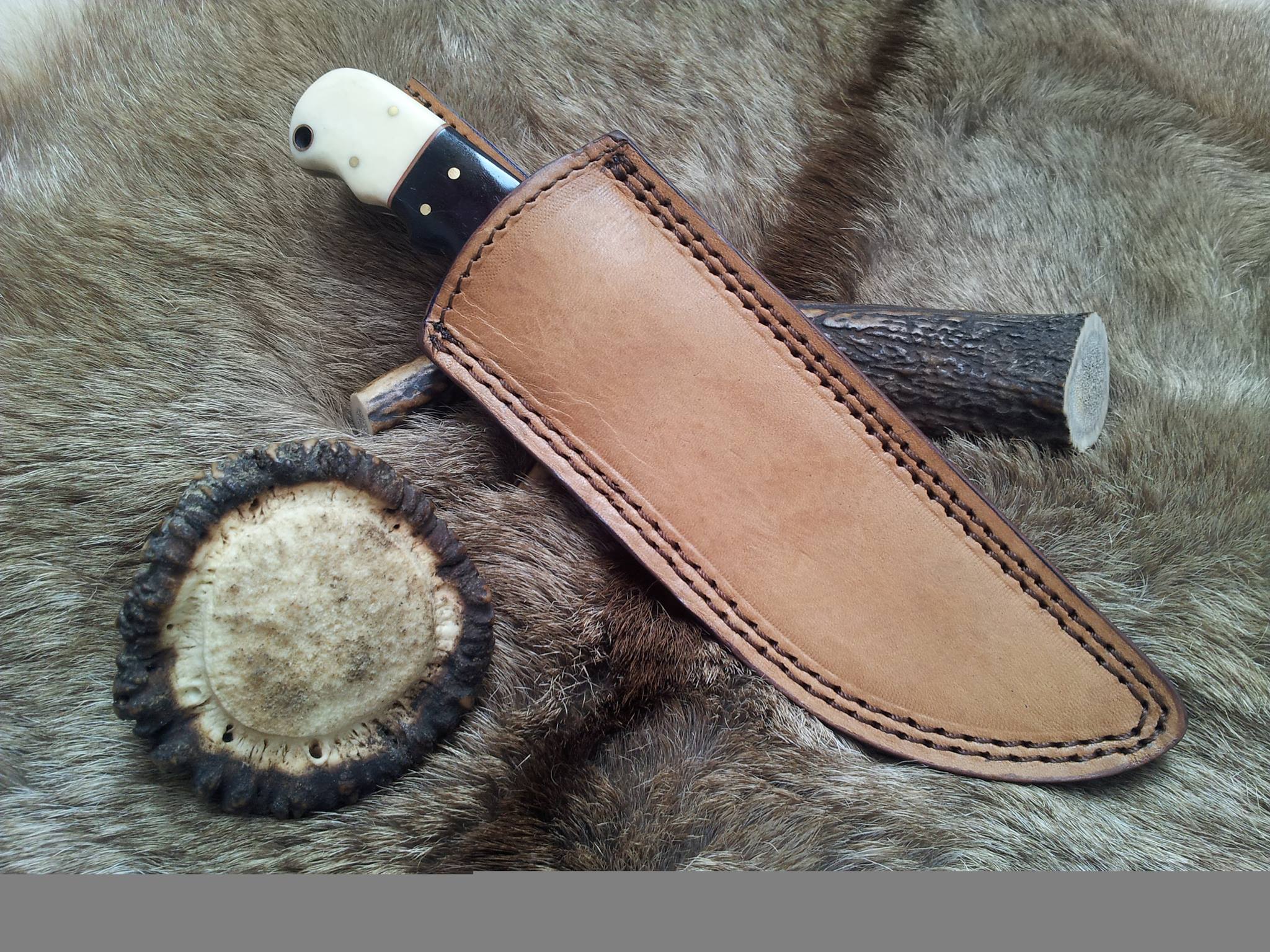 Handmade Damascus Knife - Image 3