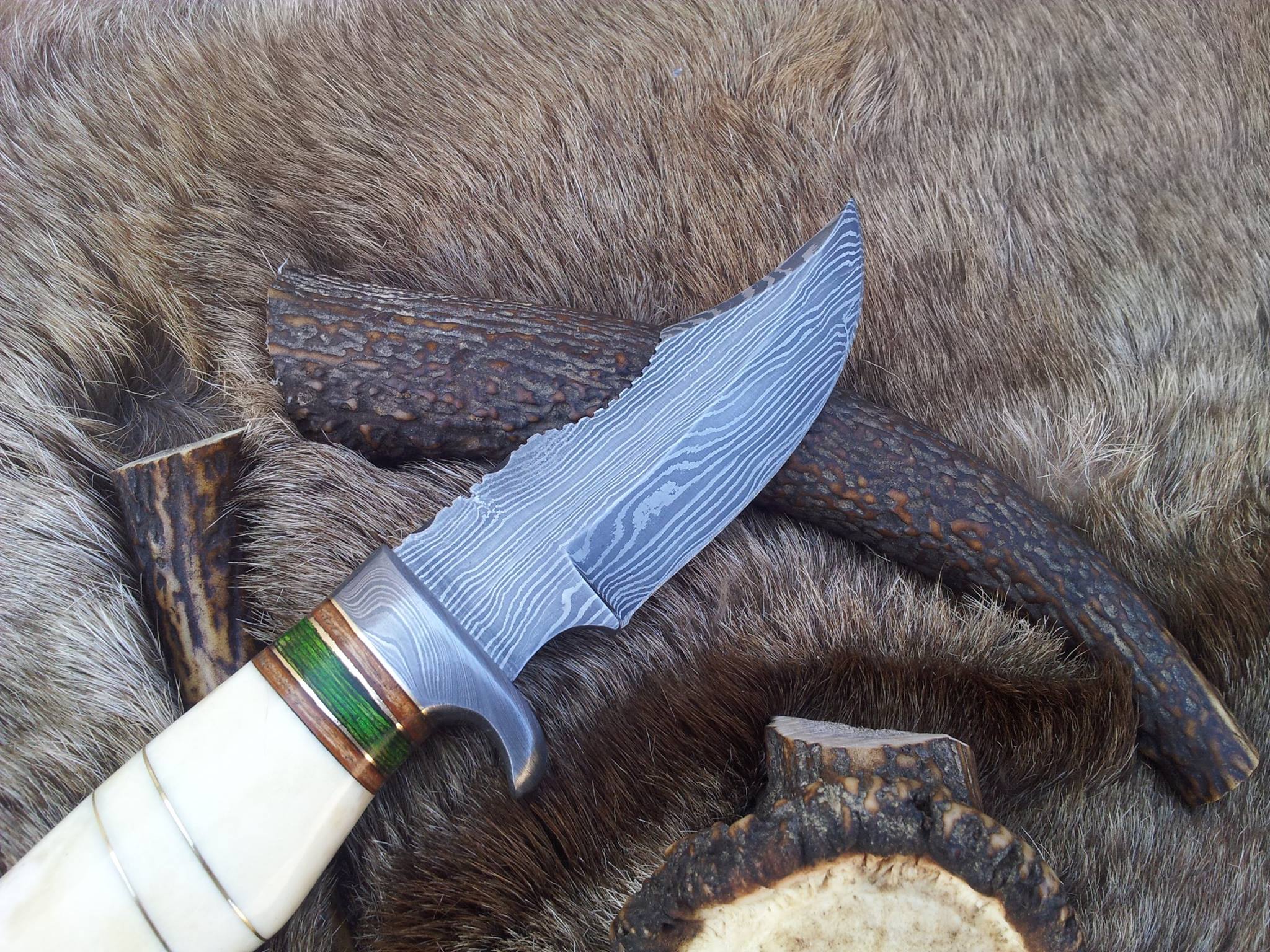 Handmade Damascus Knife - Image 2