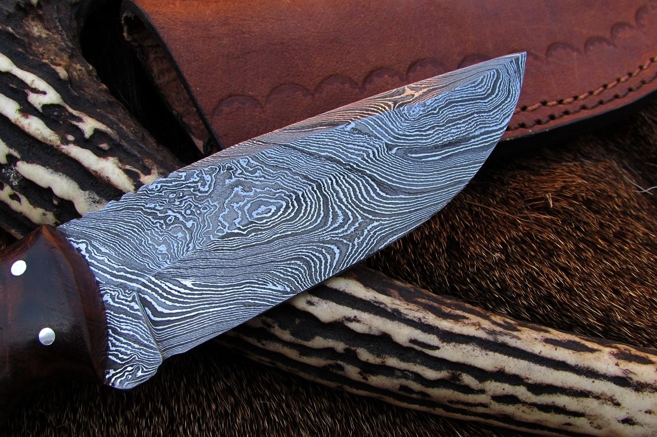 Handmade Damascus Skinning Knife - Image 3
