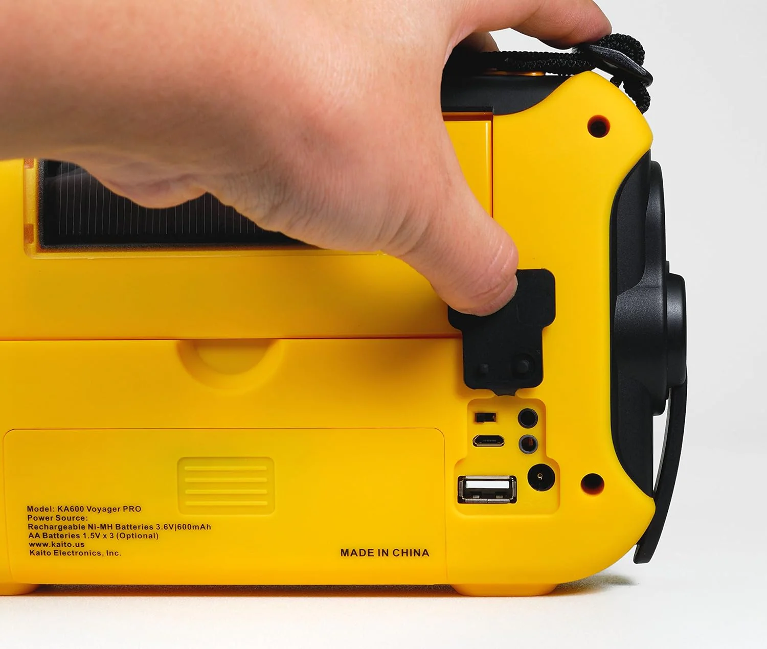 Kaito KA600 Digital Solar AM/FM/LW/SW Emergency Radio - Yellow - Image 3