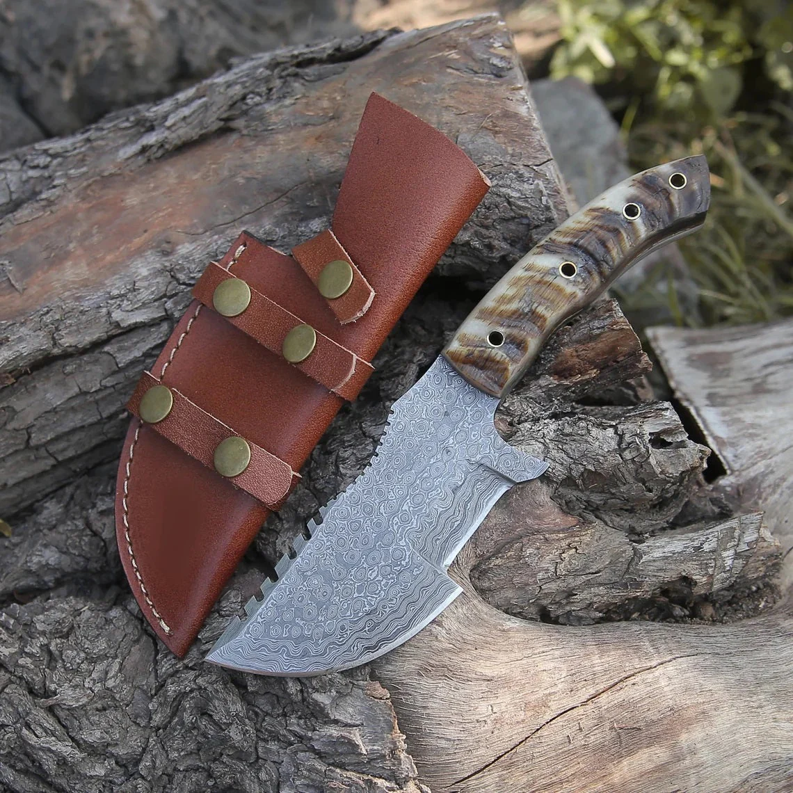 Knife from the Movie Hunted – 10" Damascus Steel with Sheep Horn Handle - Image 7
