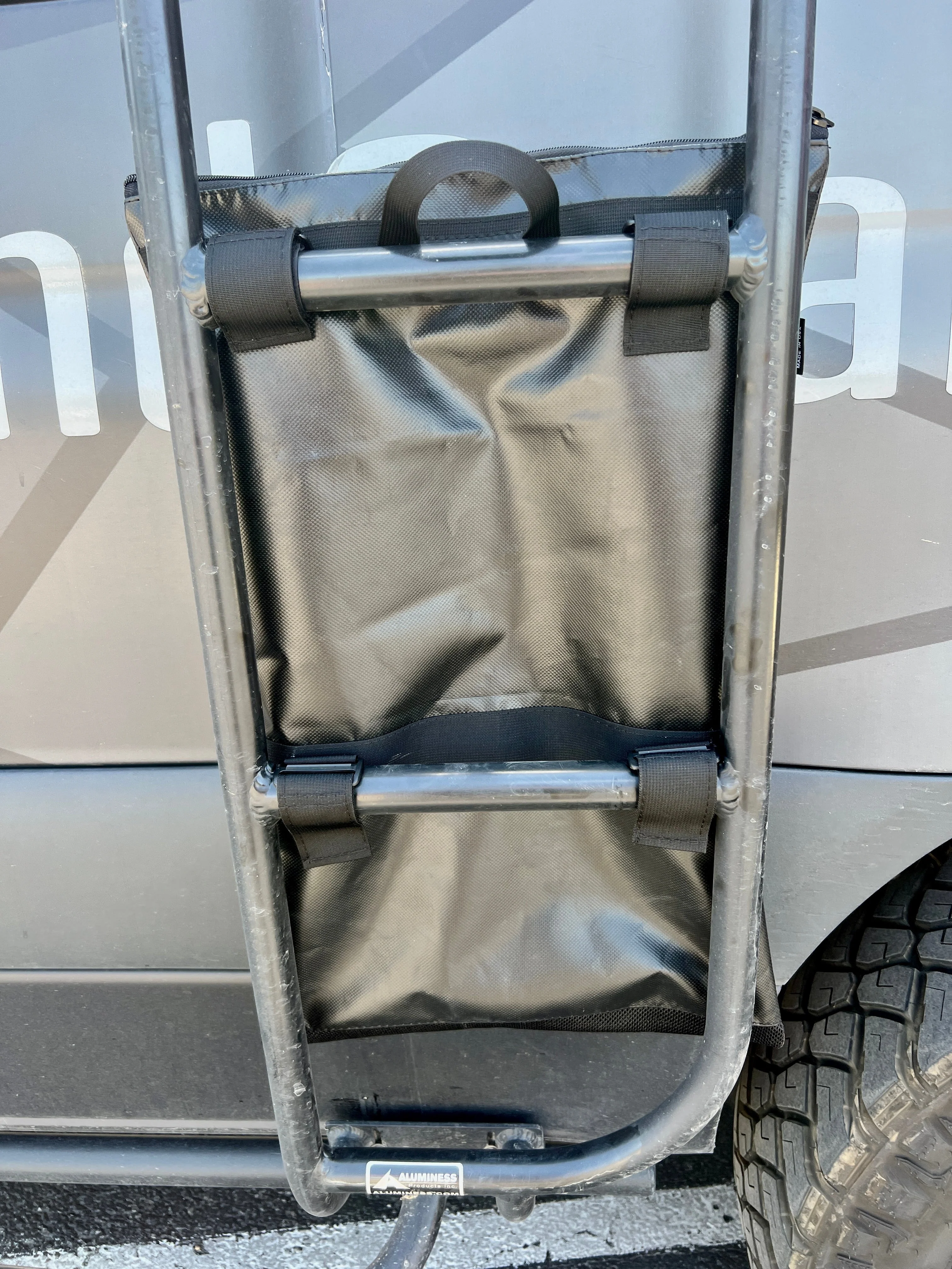 Ladder Trash Bag - 24 inch - Image 7