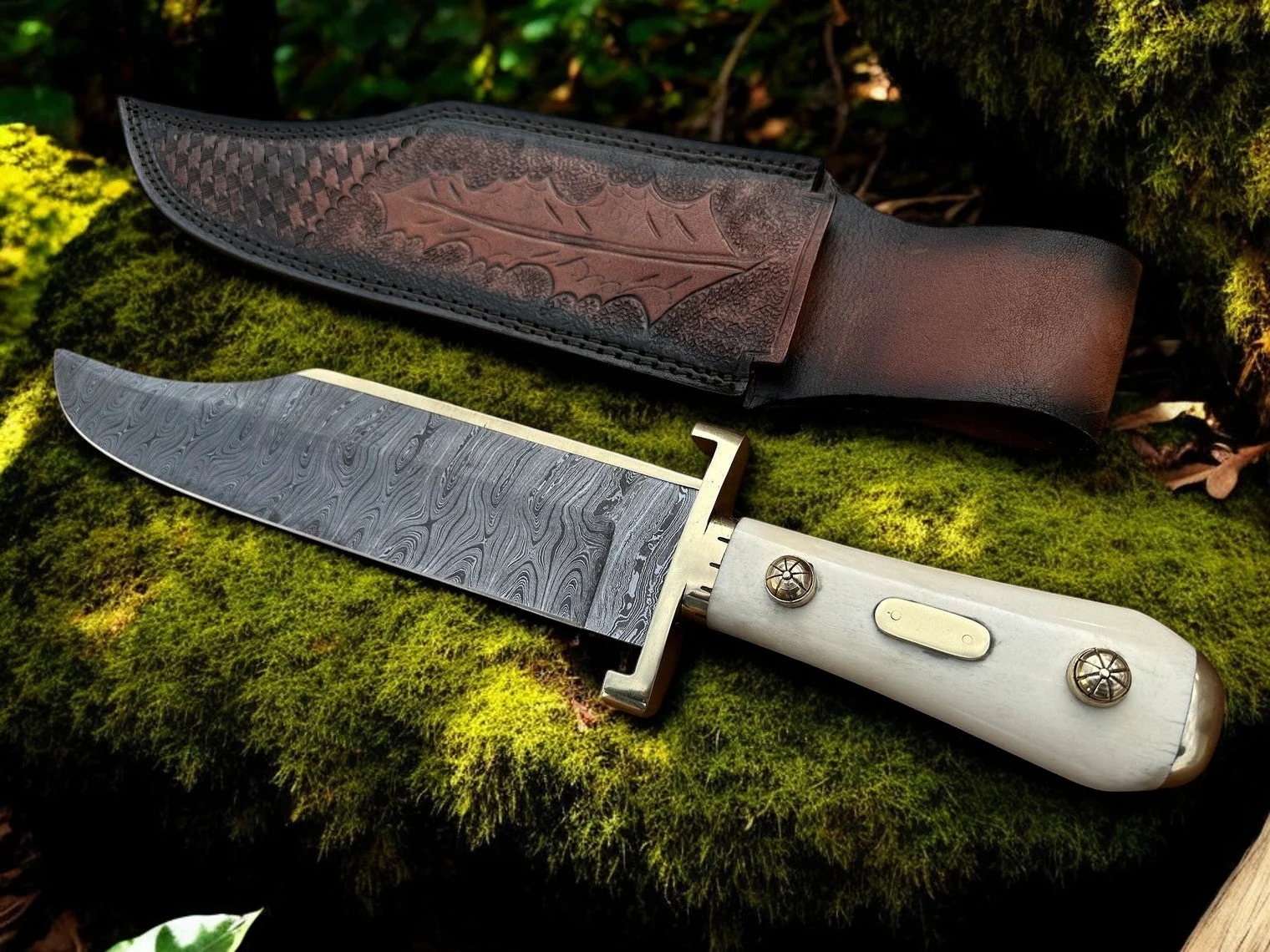 Legendary Western W49 Bowie Knife – Custom Handmade Damascus Steel Blade with Bone Handle - Image 2