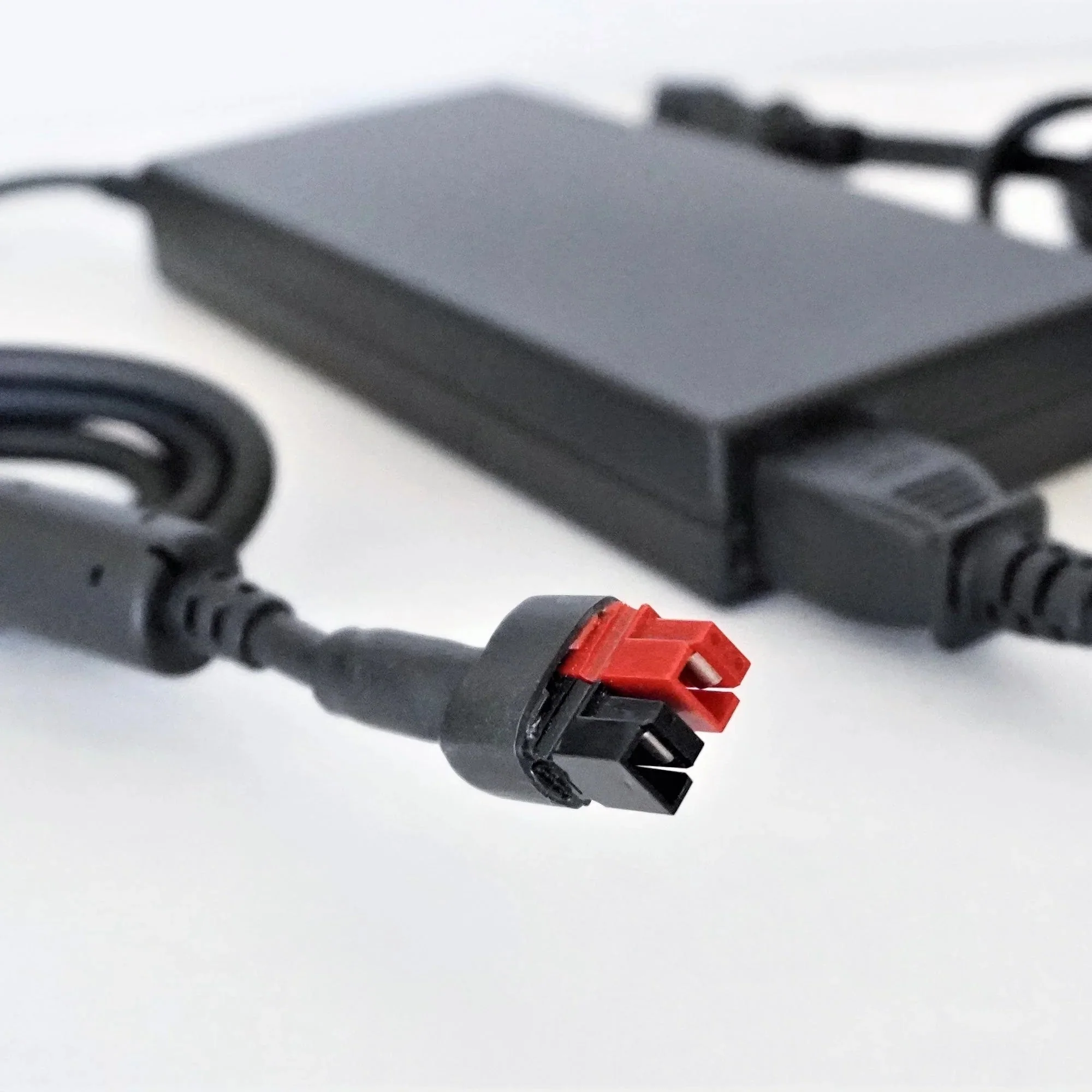 Lion Energy Summit Fast Charger - Image 3