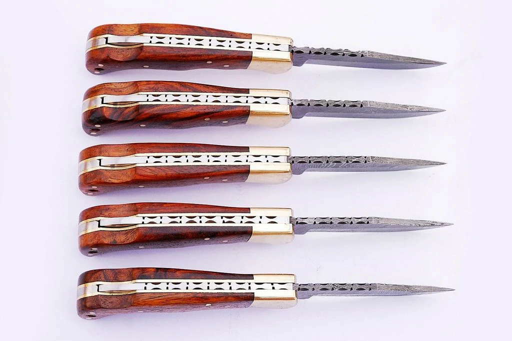 LOT OF 5 HANDMADE DAMASCUS STEEL FOLDING KNIVES - Image 3