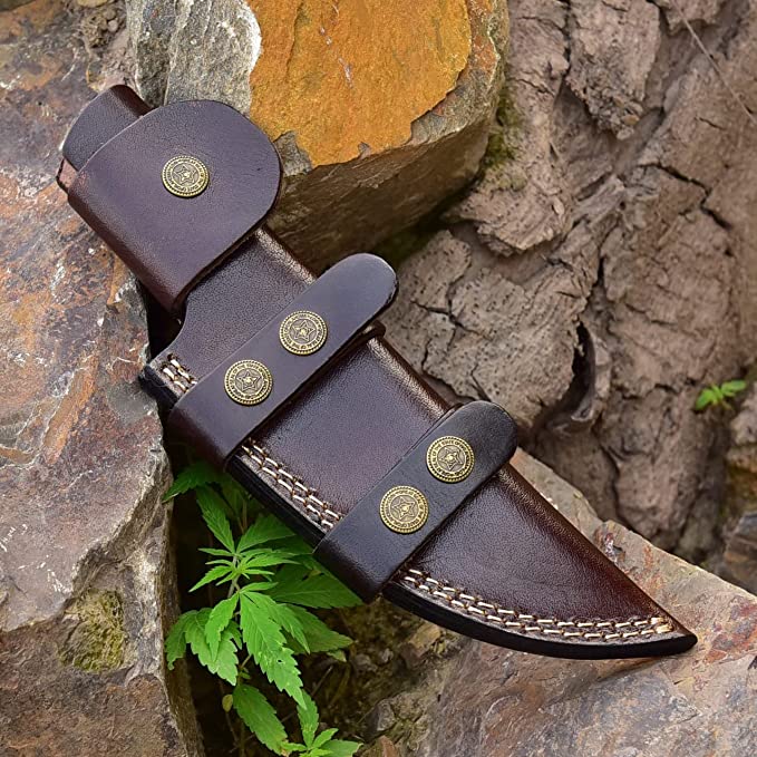 Masterpiece in Steel: 10-inch Damascus Hunting Knife with Rosewood Handle and Leather Sheath - KBS Knives Store - Image 5