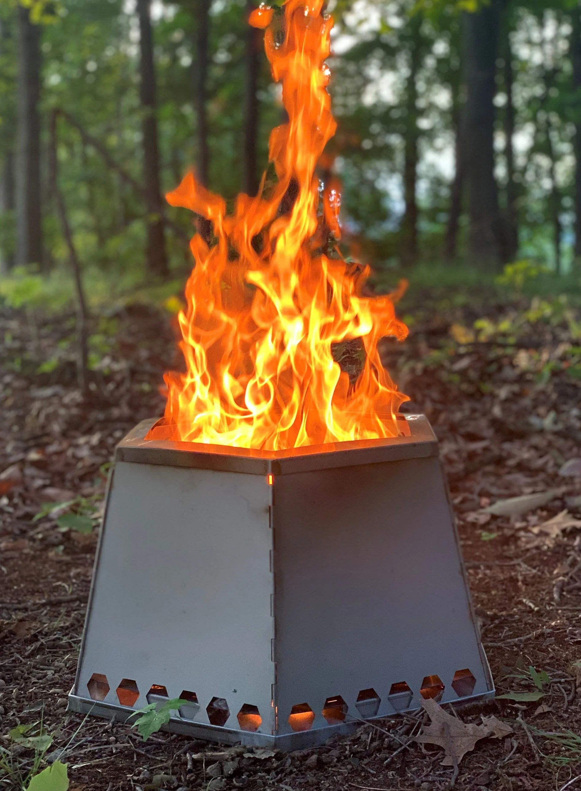 MEGAHEX Smokeless Fire Pit - Image 8