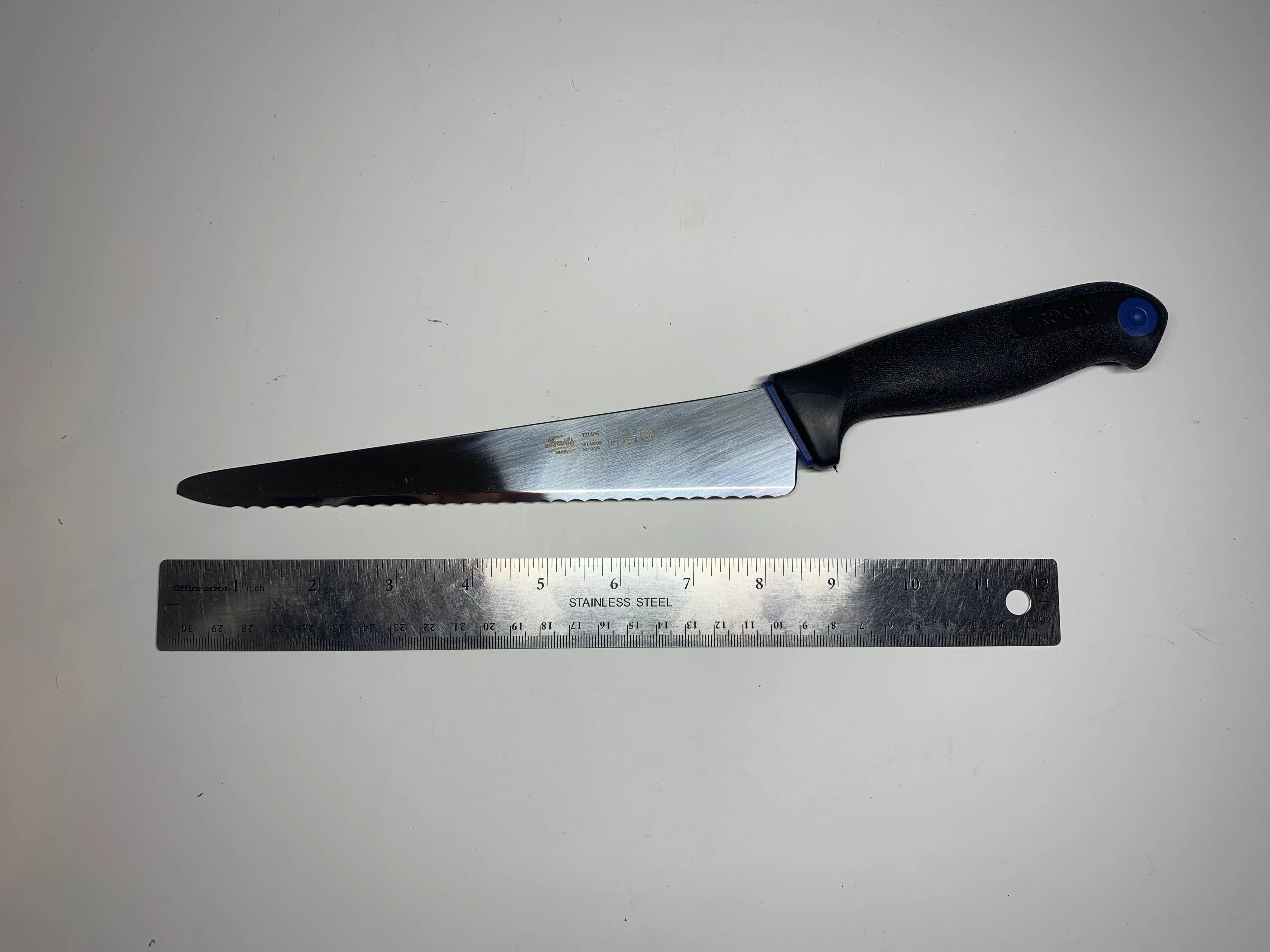 Mora/Frosts Bread knife 8in #3214 - Image 2