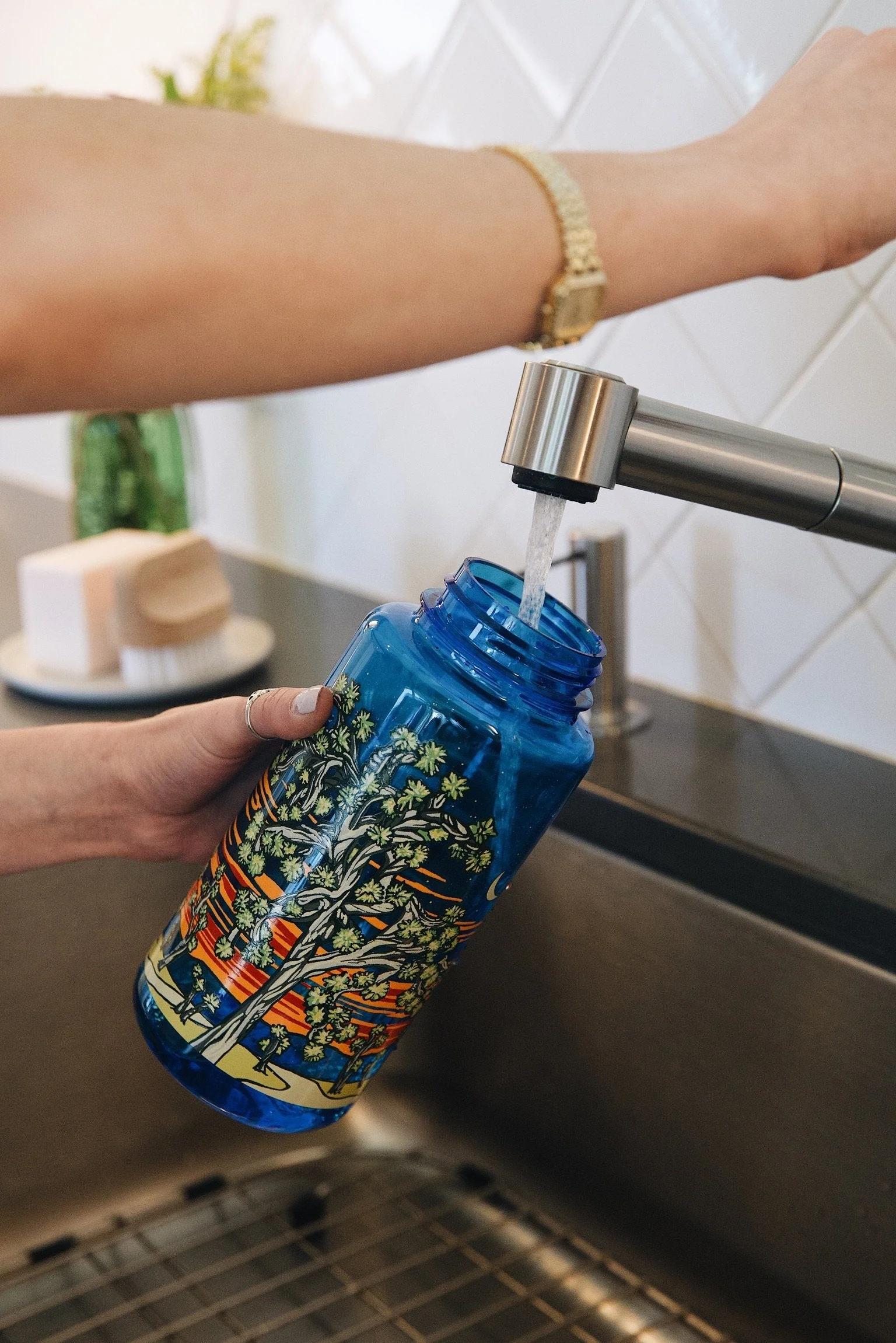 Nalgene OG Alexandra Rubio Art | 32oz (SC) - Image 11