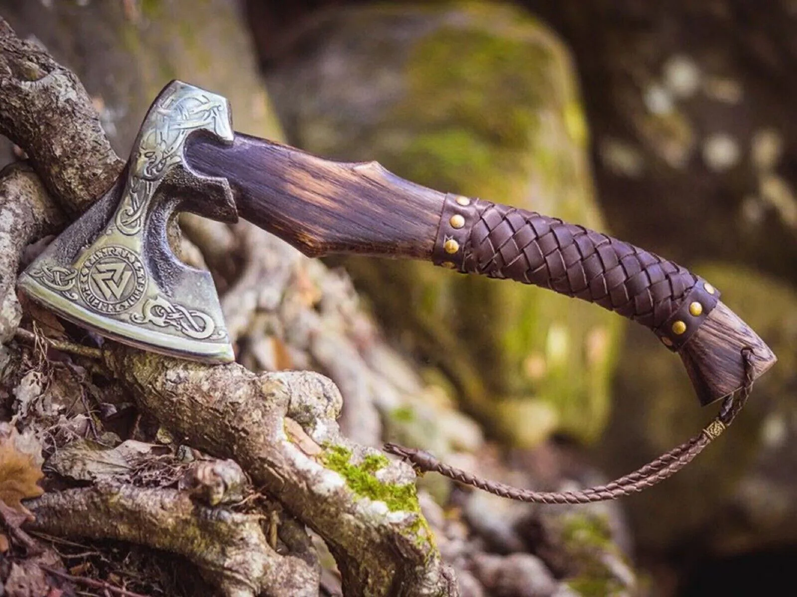 Native American Tomahawk with Custom Handmade Forged Engraved 1095 Steel Blade and Rosewood Handle – Warrior’s Edge - Image 4