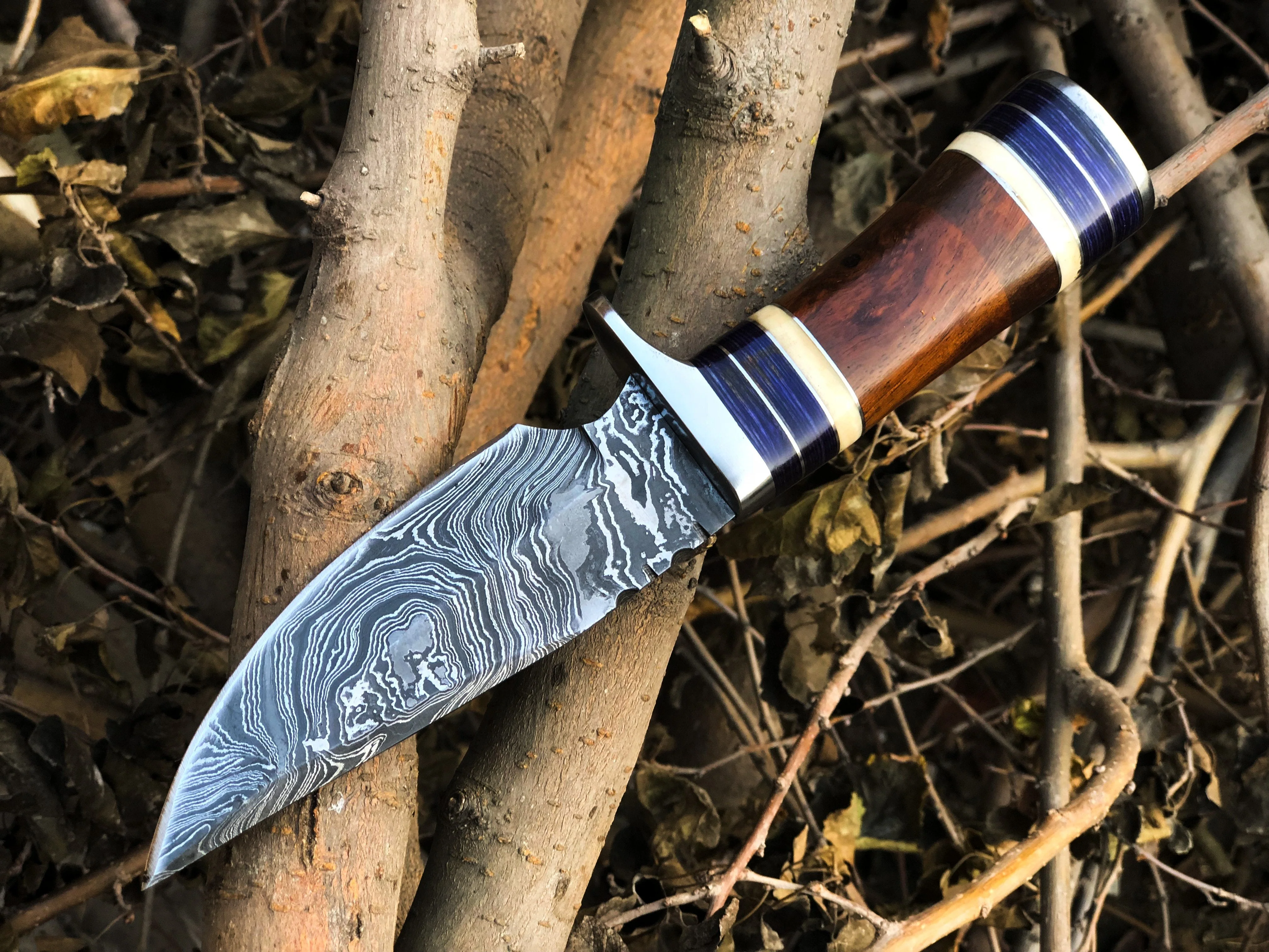 New Custom Handmade Damascus Steel Hunting Skinning Knife - Image 5