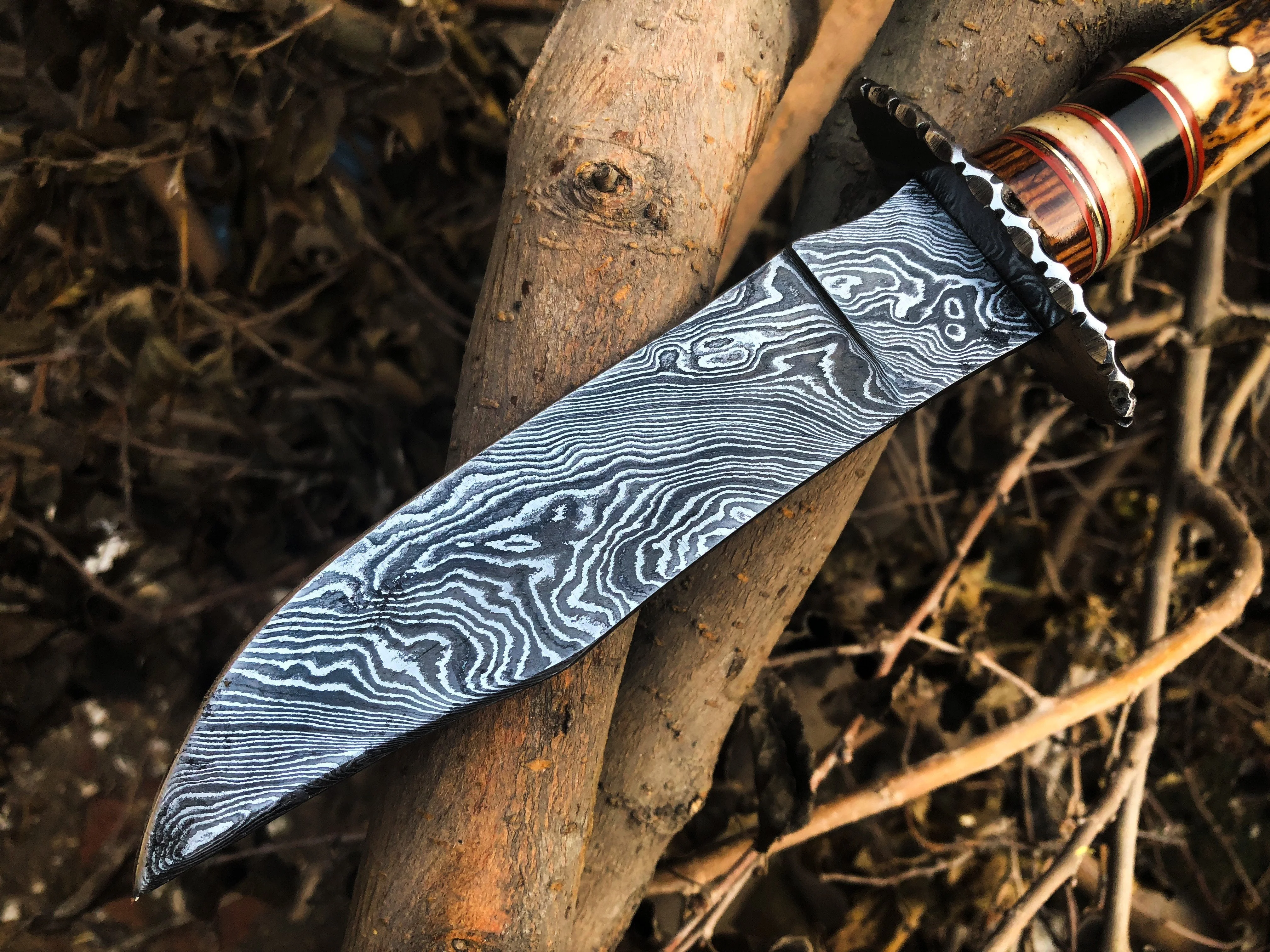 New Custom Handmade Damascus Steel Hunting Skinning Knife - Image 2