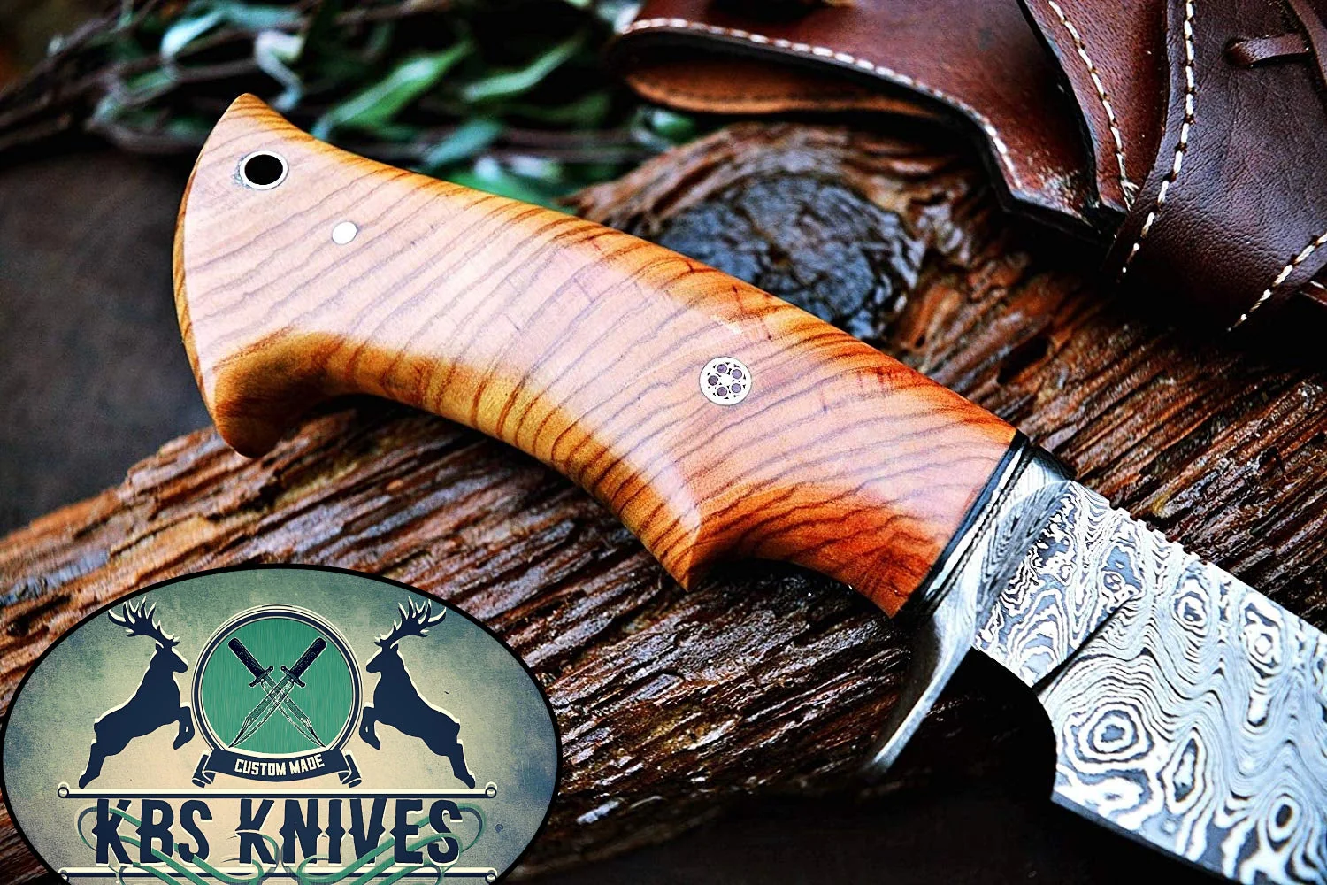 Olive Wood Handle Damascus Hunting Knife - Image 4