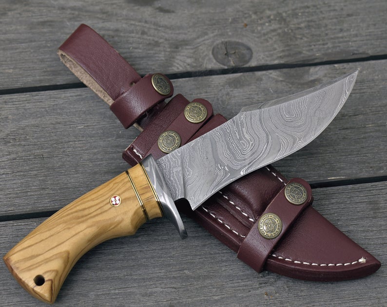 Olive Wood Handle Hunting Knife - Image 2