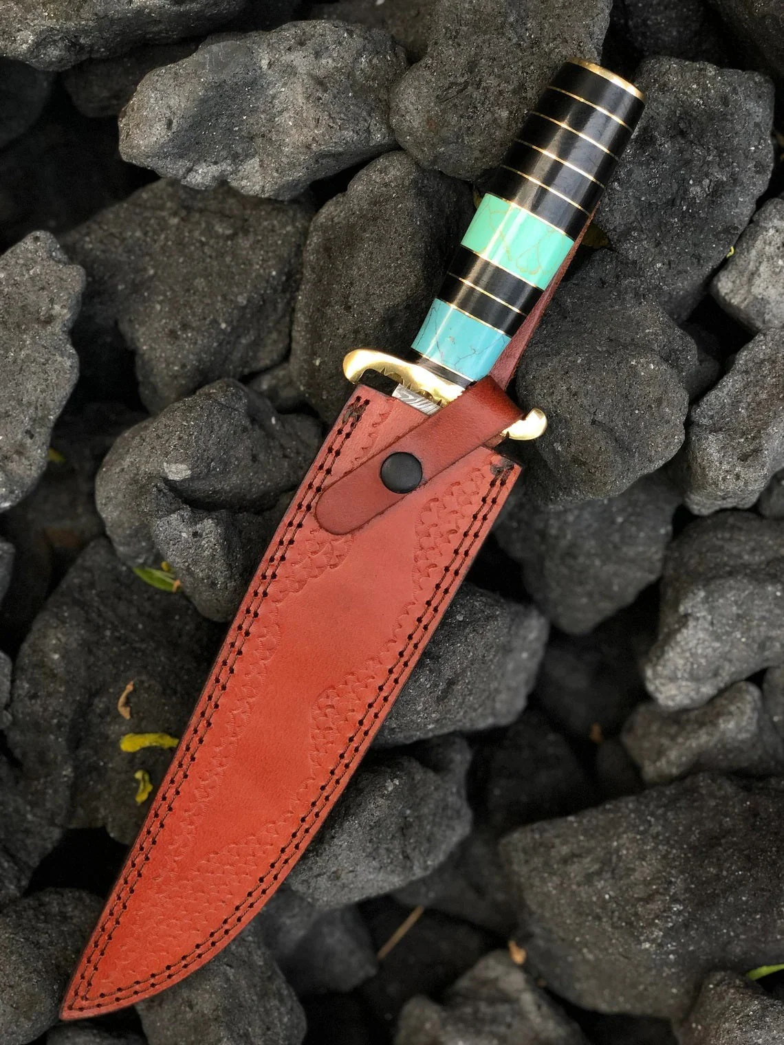 One-of-a-Kind Damascus Steel Bowie Knife - Custom Made, 15" Overall, 10" Blade, Turquoise Handle, Brass Spacers, and Guard - Image 2