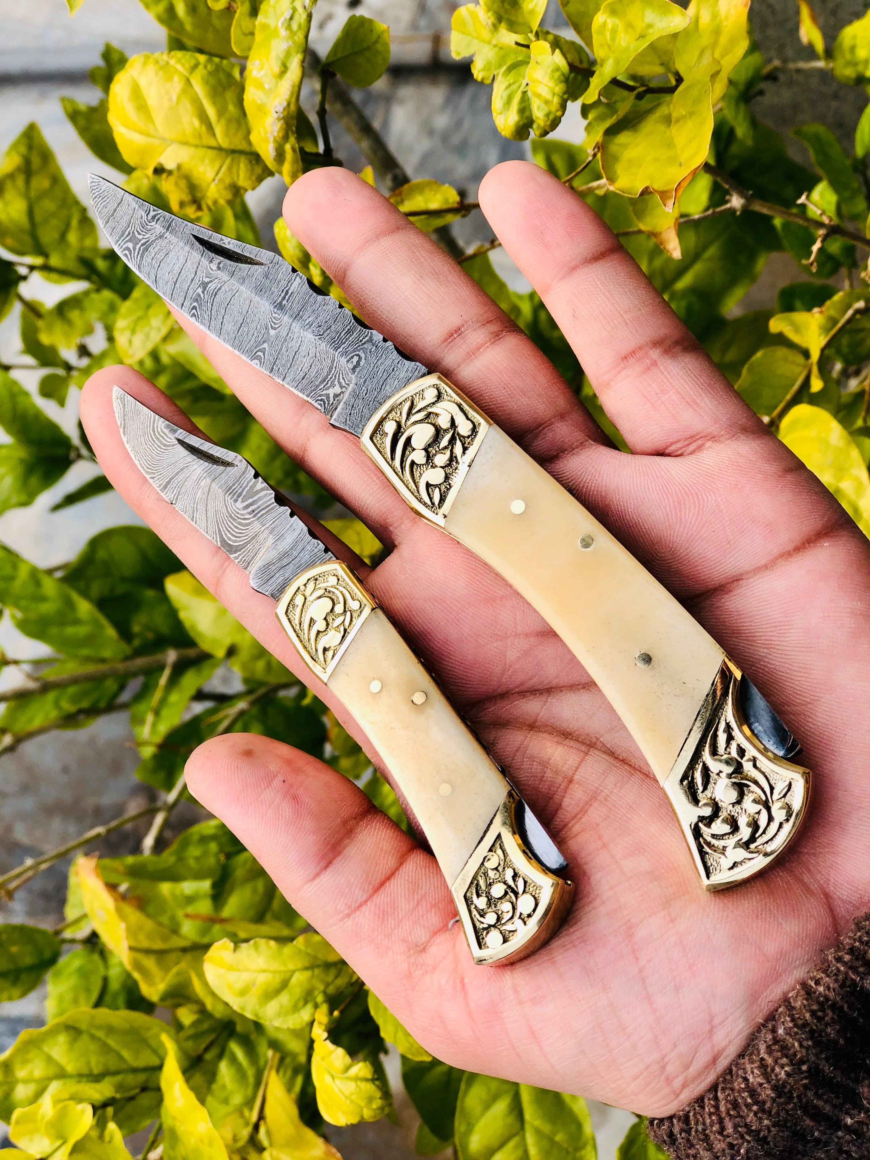 Pair of Custom Handmade Damascus Steel Folding Pocket Knives with Bone and Engraved Brass Bolsters Handle - Image 2