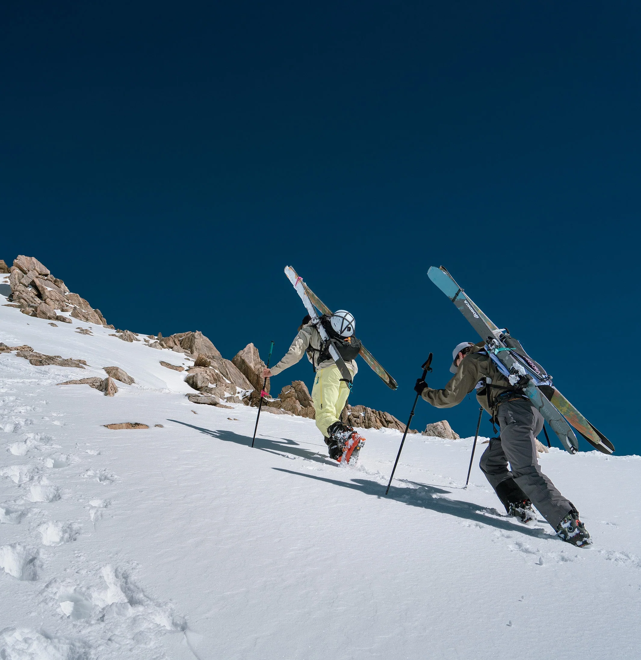 Pingora Vivid 27 Liter Backcountry Ski Pack - Image 14
