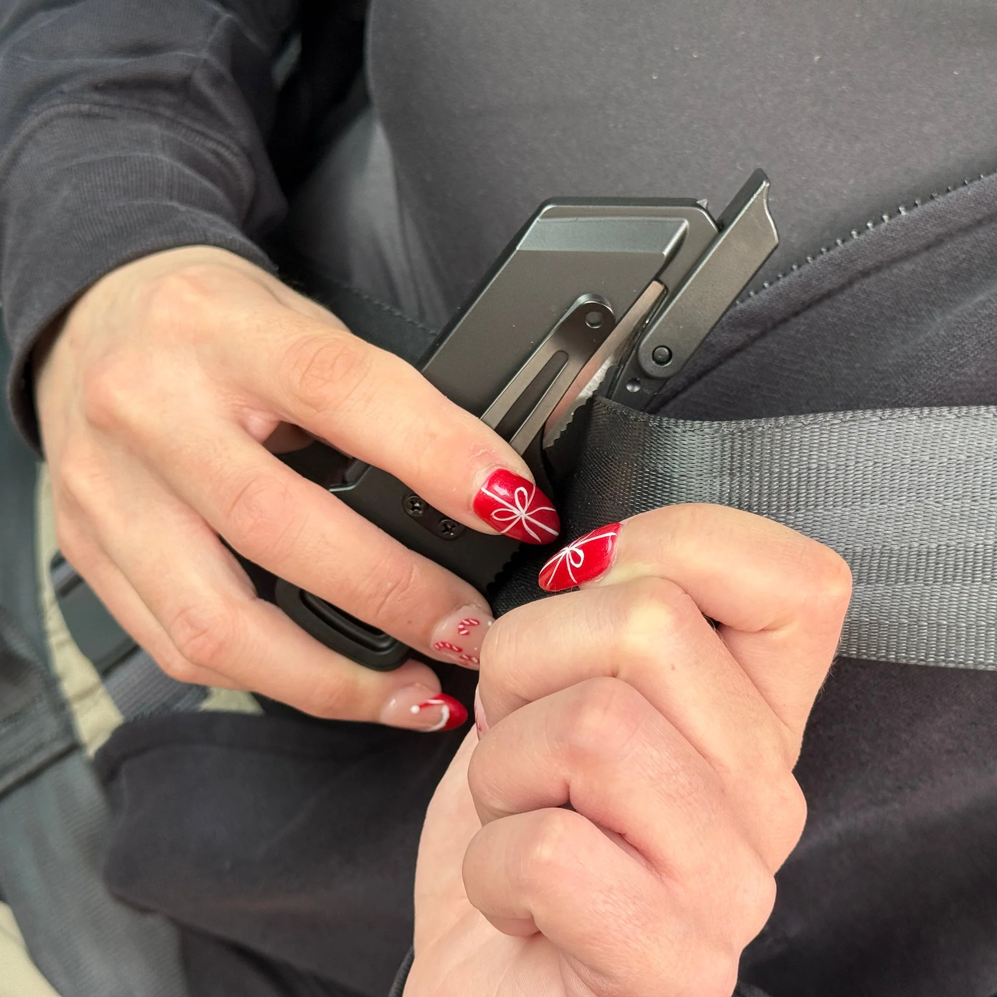 ResqBlade Utility Knife with Window Breaker & Seatbelt Cutter - Image 14