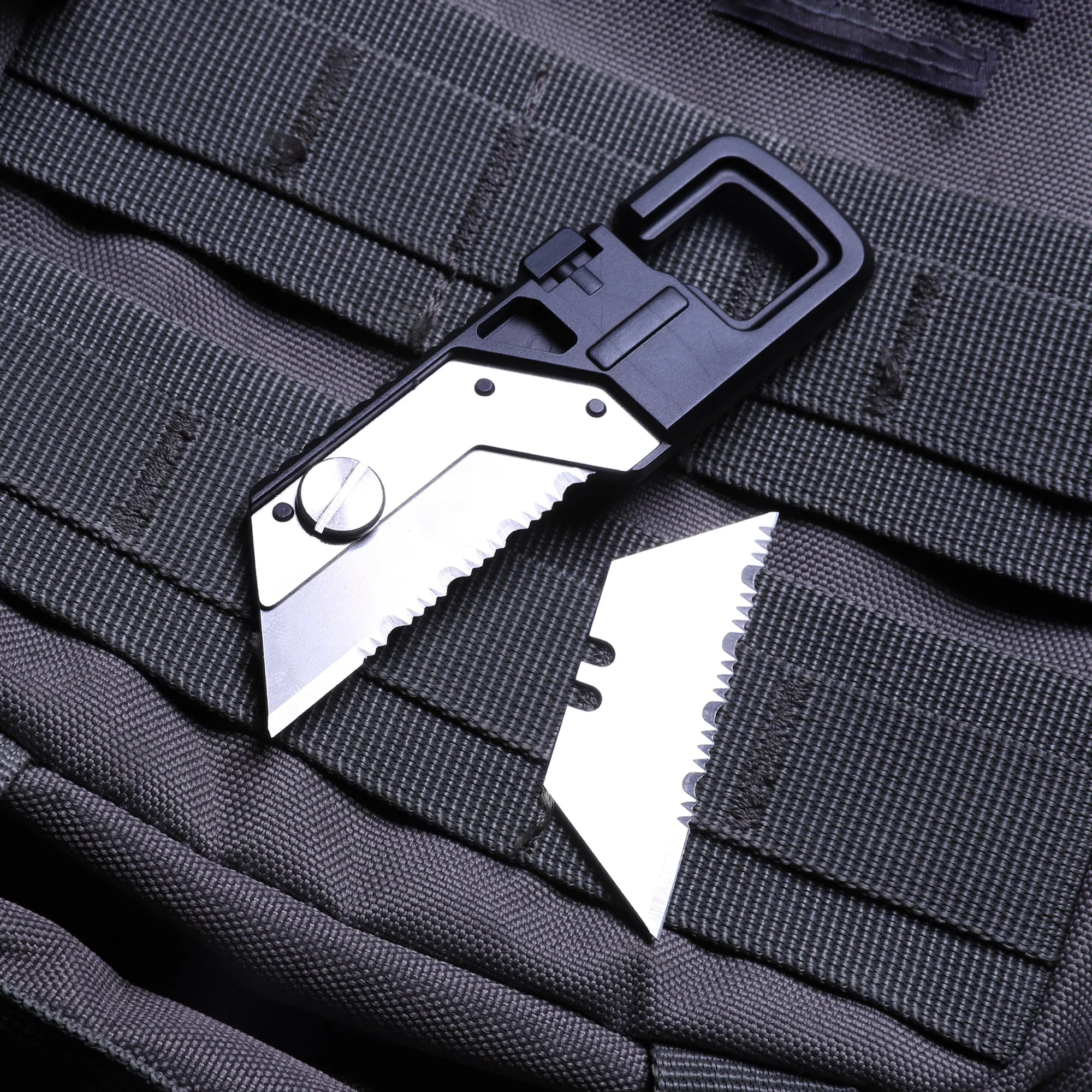 ResqBlade Utility Knife with Window Breaker & Seatbelt Cutter - Image 7