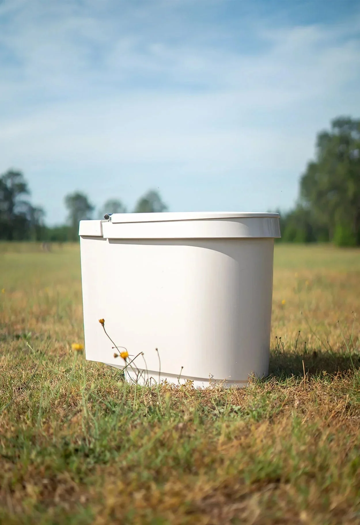 Separett Weekend Prime Toilet - Offgrid Compost Toilet - Image 4
