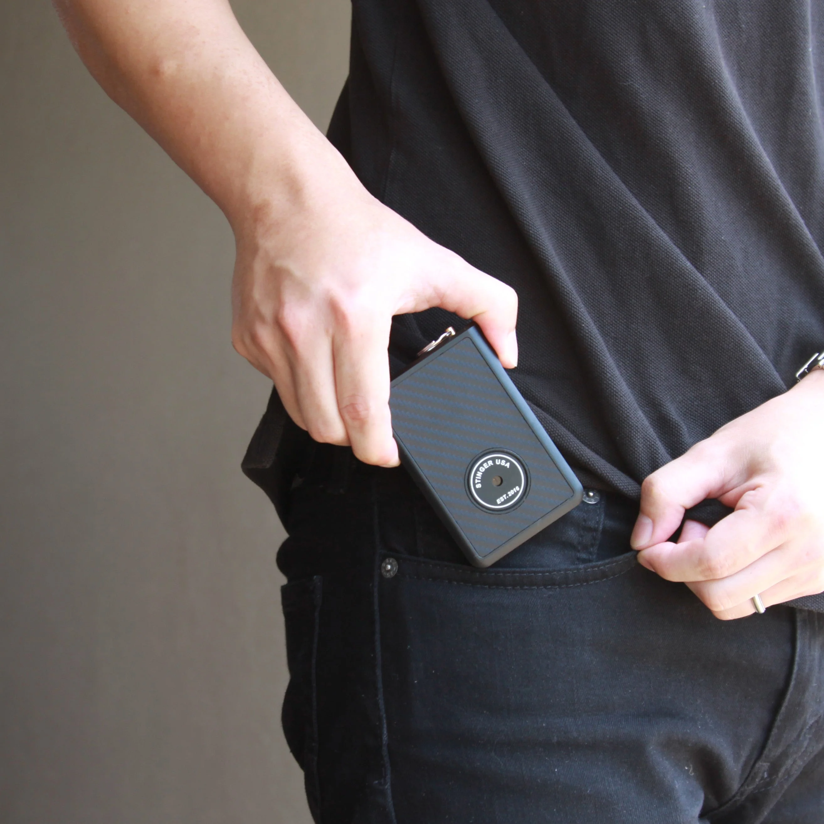 Stinger Aluminum Minimalist Wallet, Card Holder, Safety Wallet with Personal Alarm ( Black Carbon Fiber) - Image 4