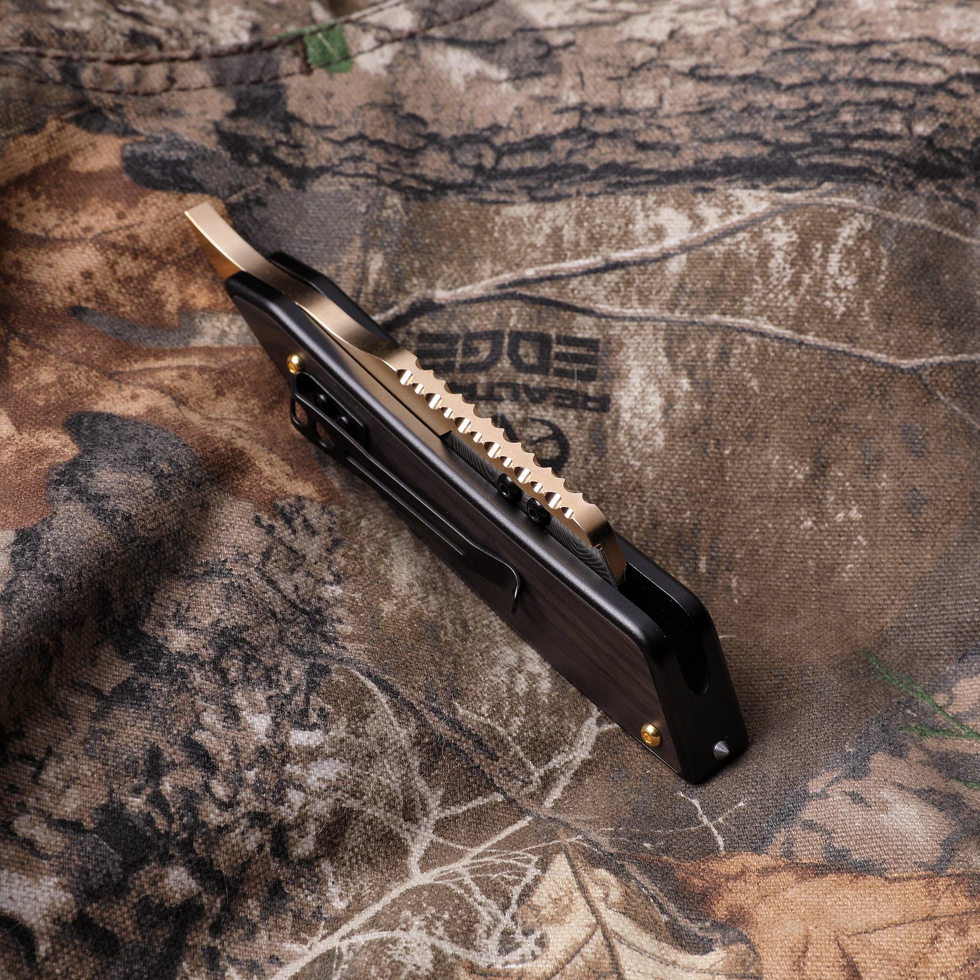 Stinger Brass Edition Vintage Straight Razor Style Utility Blade (Limited Edition) - Image 3