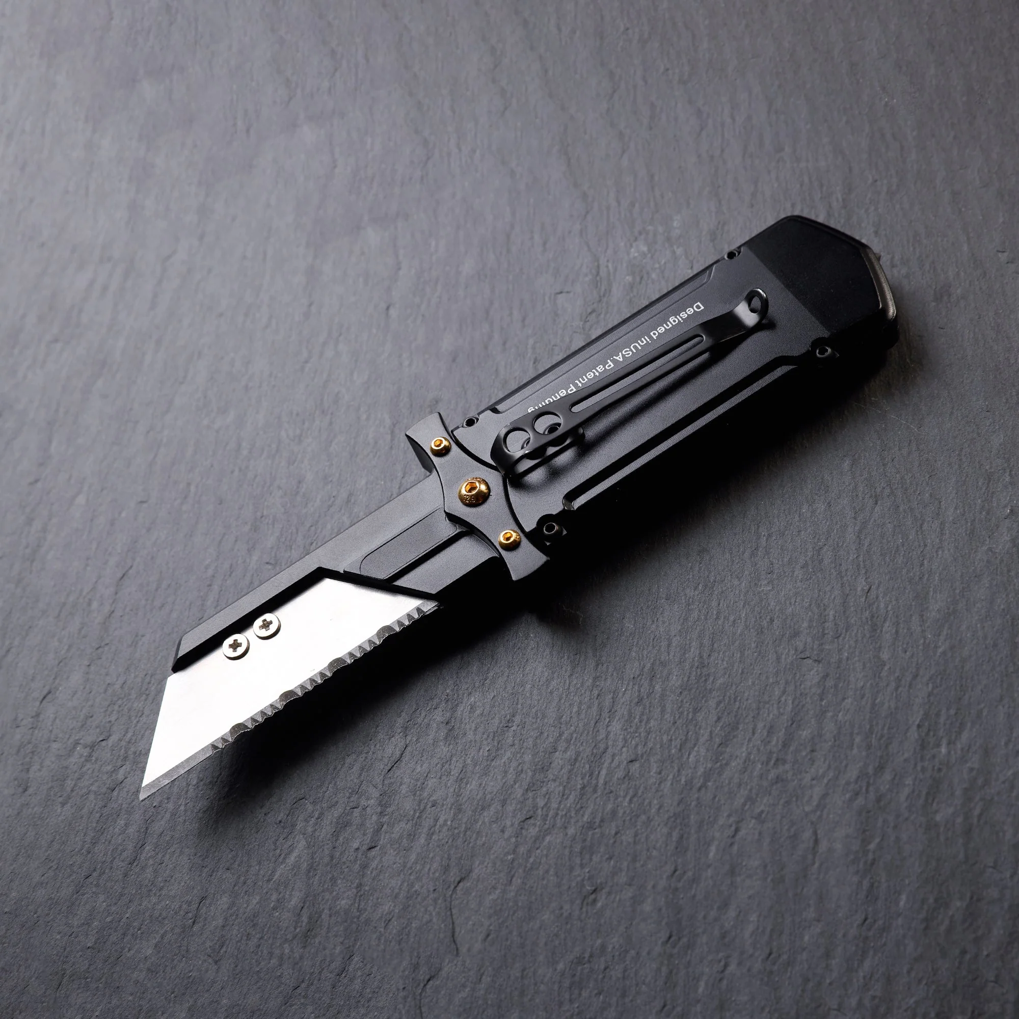 Stinger Buster Tool with P01 Serrated Utility Edge - Image 5