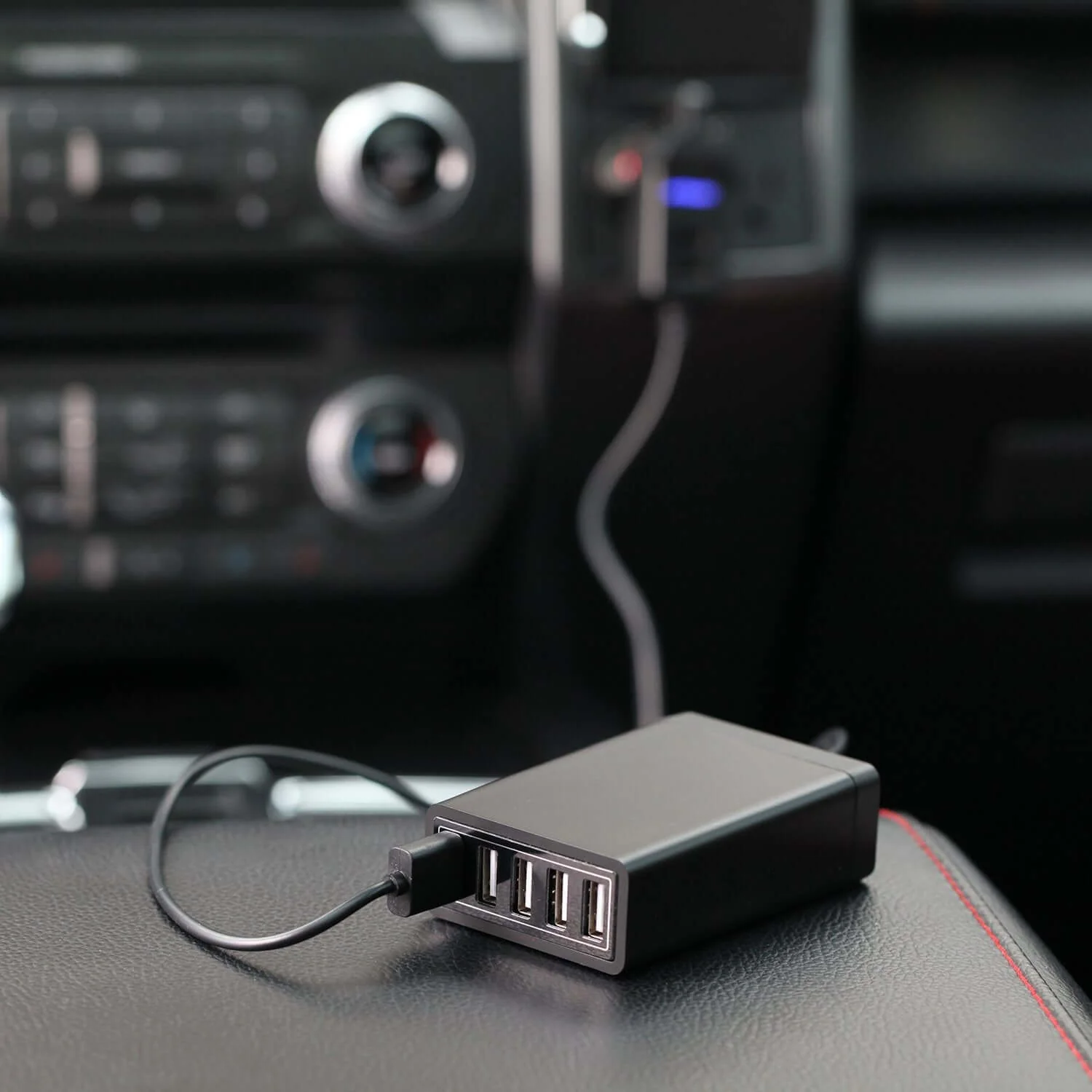 Stinger Car USB Hub Emergency Escape Tool - Image 3
