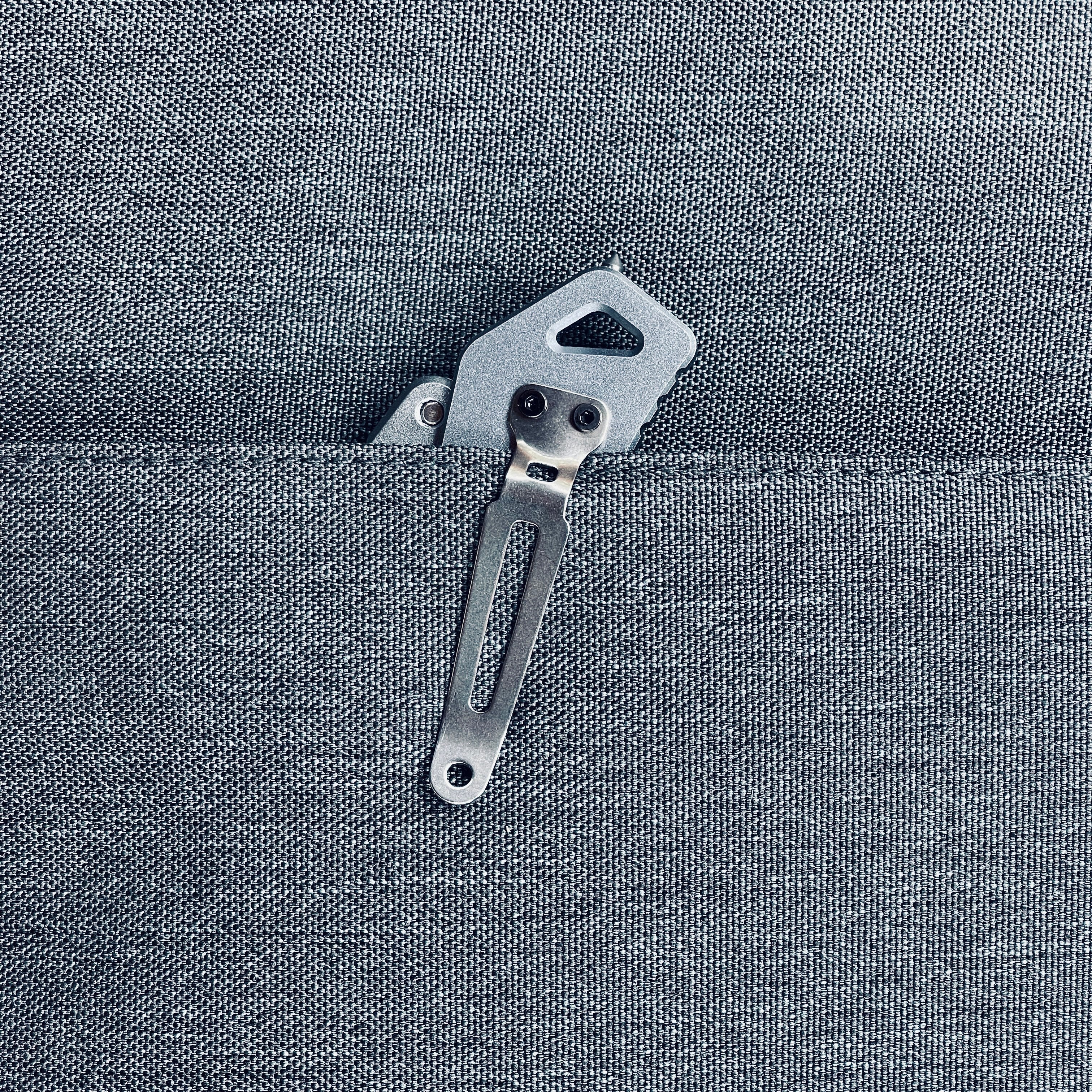 Stinger Godzilla Tool, Folding Pocket Utility - Space Grey - Image 10