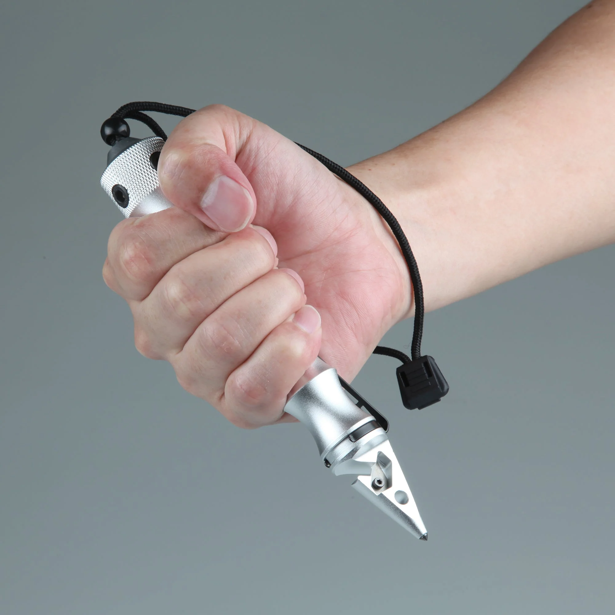 Stinger KET-1 Kubaton Car Emergency Tool with Seat Belt Cutter (Silver) - Image 3