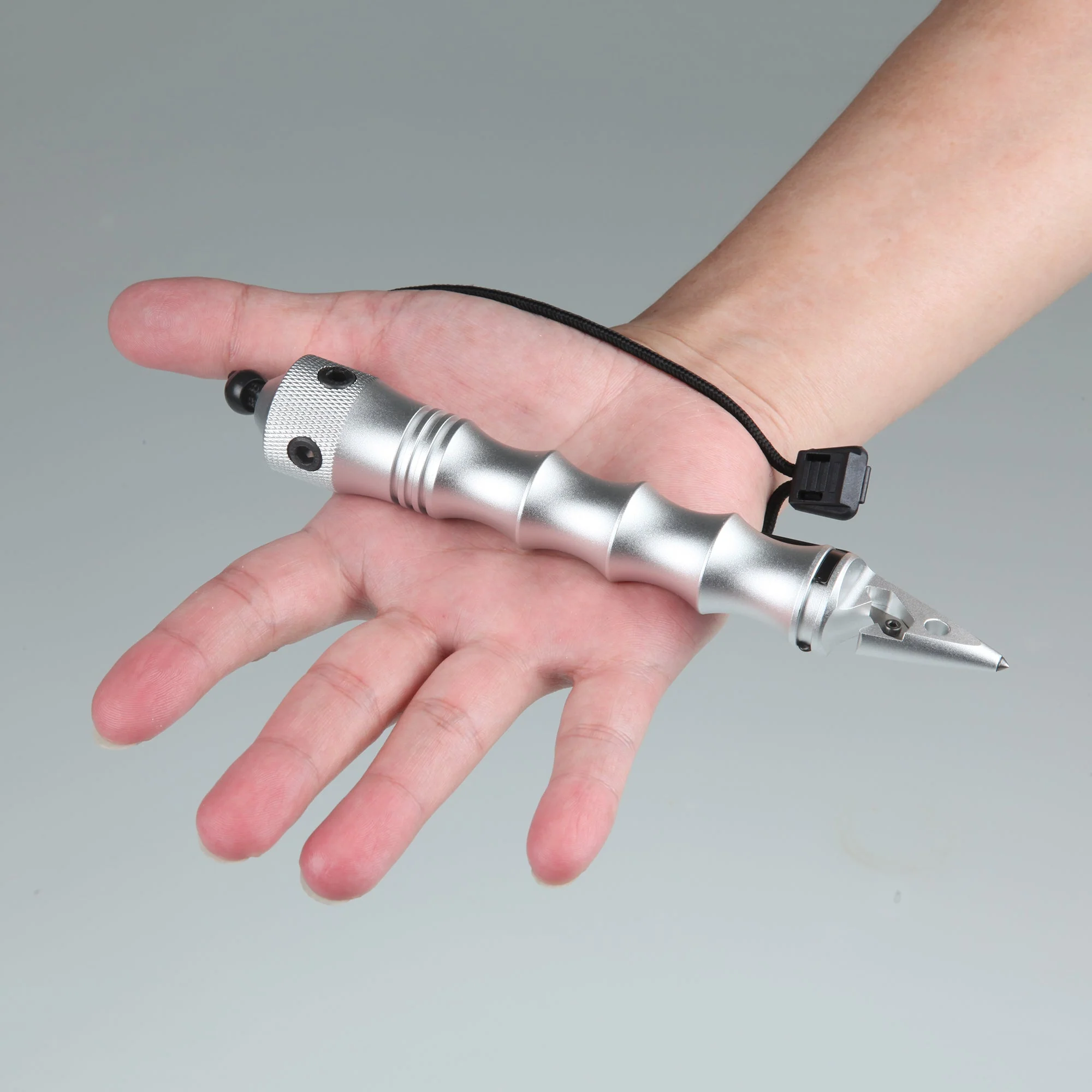 Stinger KET-1 Kubaton Car Emergency Tool with Seat Belt Cutter (Silver) - Image 4