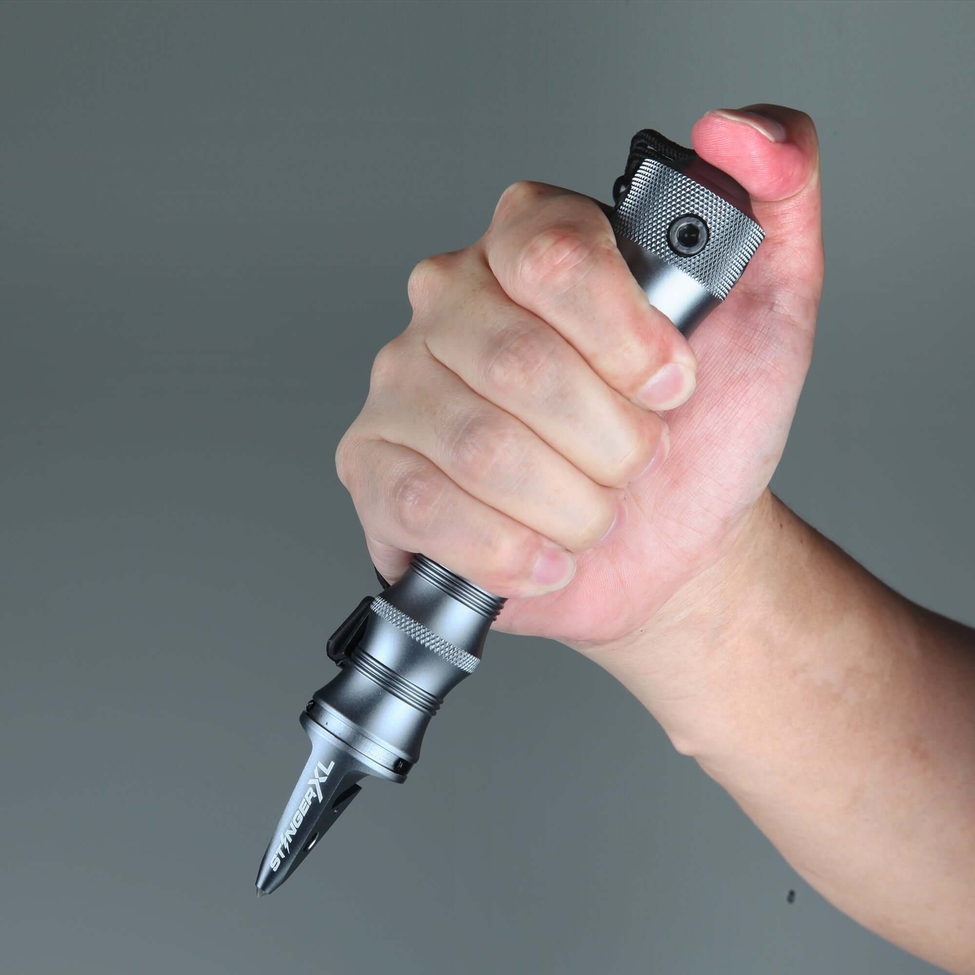 Stinger KET-2 Kubaton Car Emergency Tool with Seat Belt Cutter (XL Edition, Tungsten Grey) - Image 9