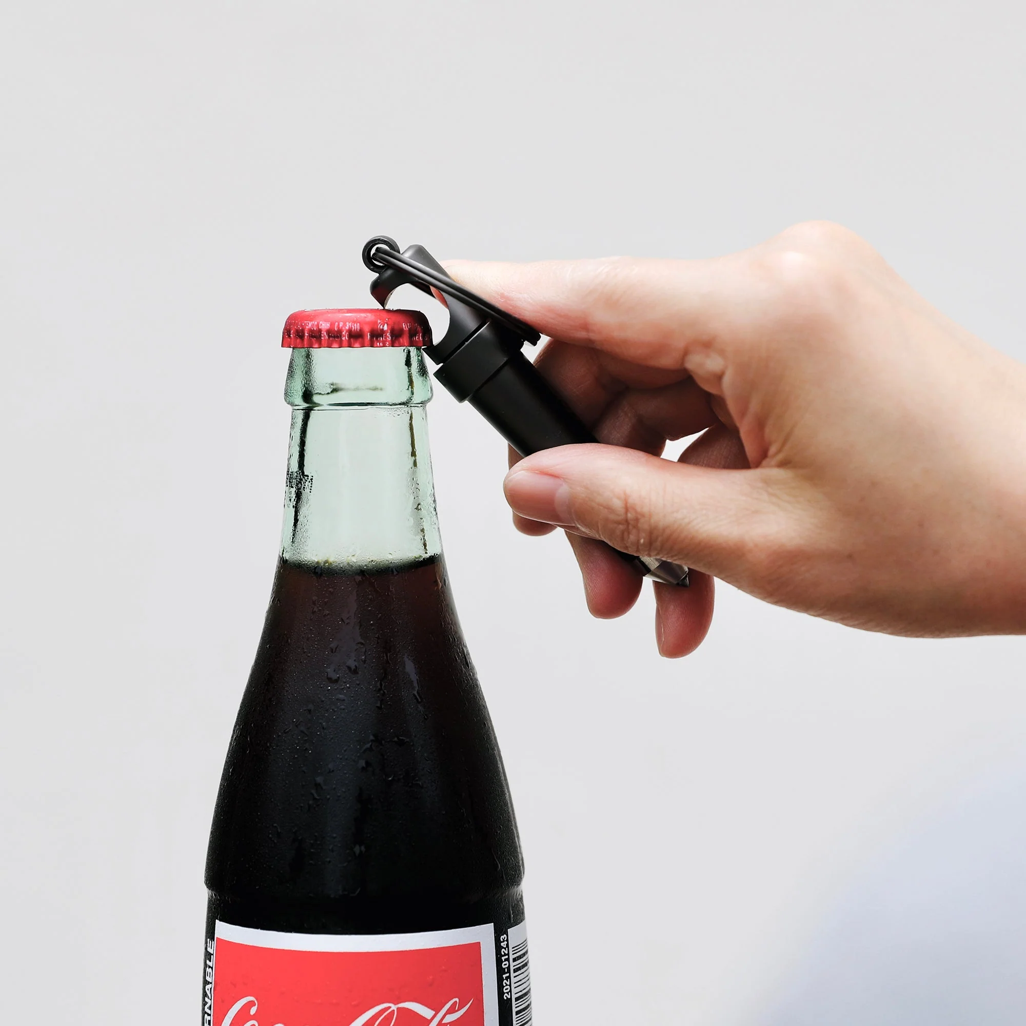 Stinger Multi-Tool Keyring with Glass Breaker Bottle Opener - Image 11