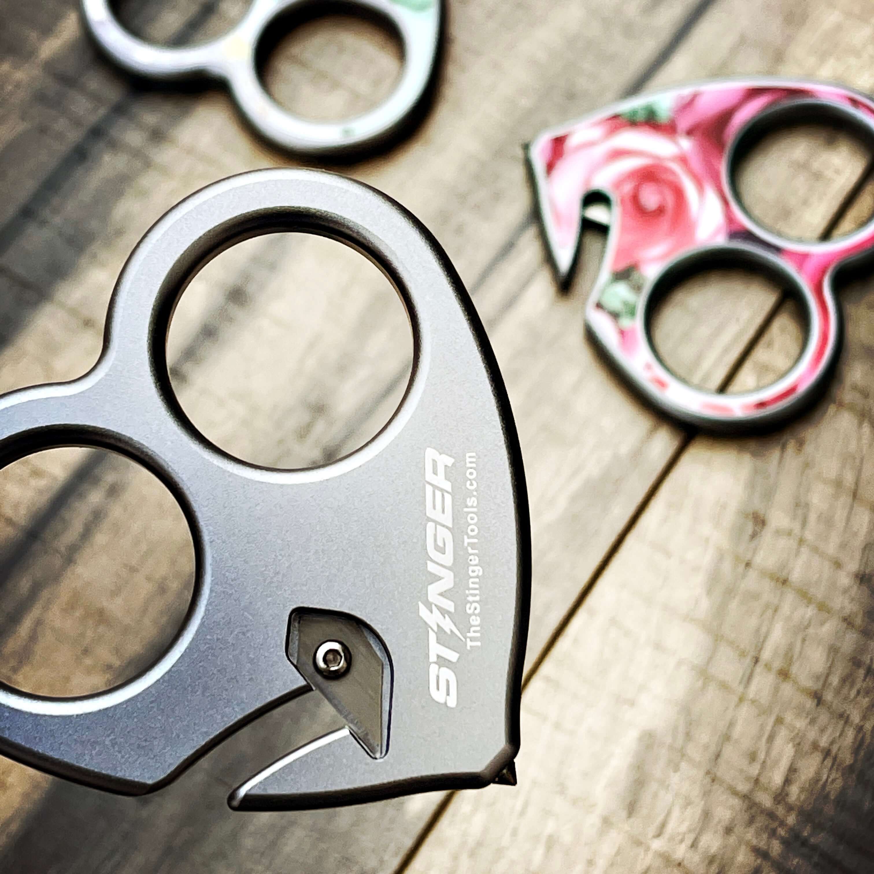 Stinger Sweetheart Self-Defense Keychain, Mini EDC Emergency Tool, Glass Breaker, Seatbelt Cutter, Car Rearview Mirror Pendant Décor - Image 2