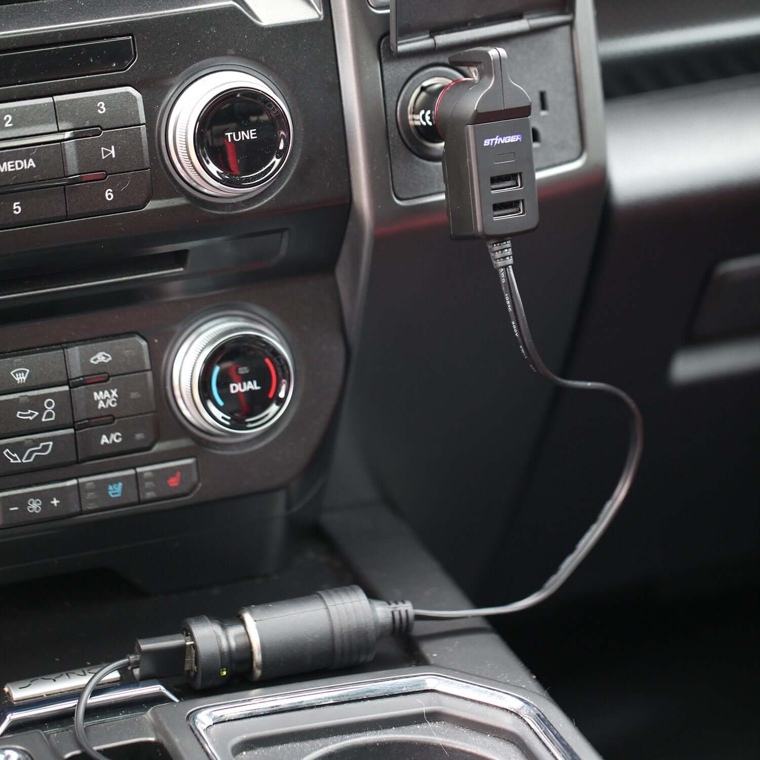Stinger USB Car Phone Charger Emergency Tool with Single Cigarette Lighter Connection - Image 2