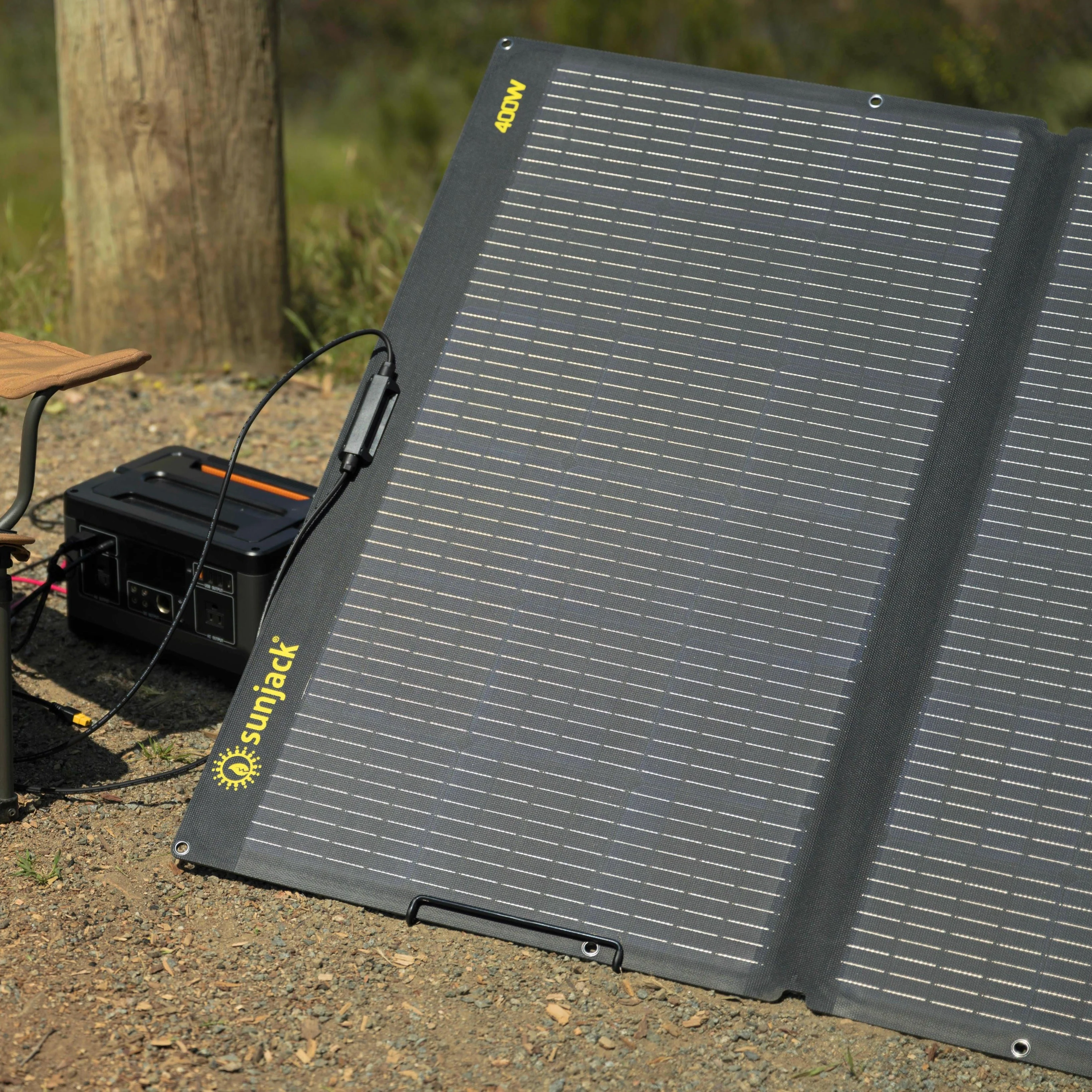 SunJack 400 Watt ETFE Foldable Portable Solar Panel Charger with Bracket Kickstands - Image 8