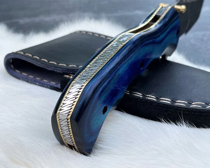 Tactical Defender Folding Pocket Knife – 8" Custom Handmade Damascus Steel Blade with Exotic Pakka Wood Handle - Image 2