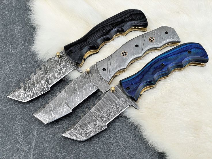 Tactical Defender Folding Pocket Knife – 8" Custom Handmade Damascus Steel Blade with Exotic Pakka Wood Handle - Image 6