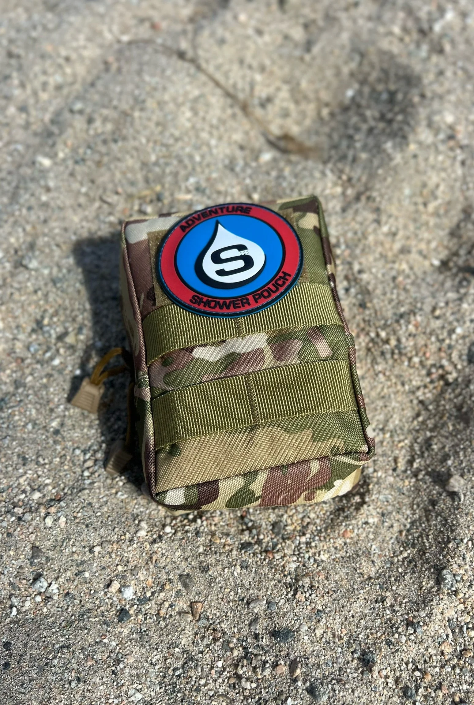 Tactical Molle Zipper Bag + Adventure Sampler Kit: 4 Shower Pouches, 1 Hand Sanitizer (80%), and 1 Deodorant - Image 11