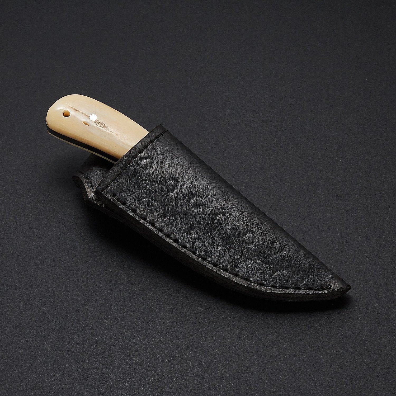 The Fieldmaster's Companion: 7.5-Inch Skinning Hunting Knife with Full Tang D2 Steel Blade, Bone Handle, and Steel Bolster - Image 2